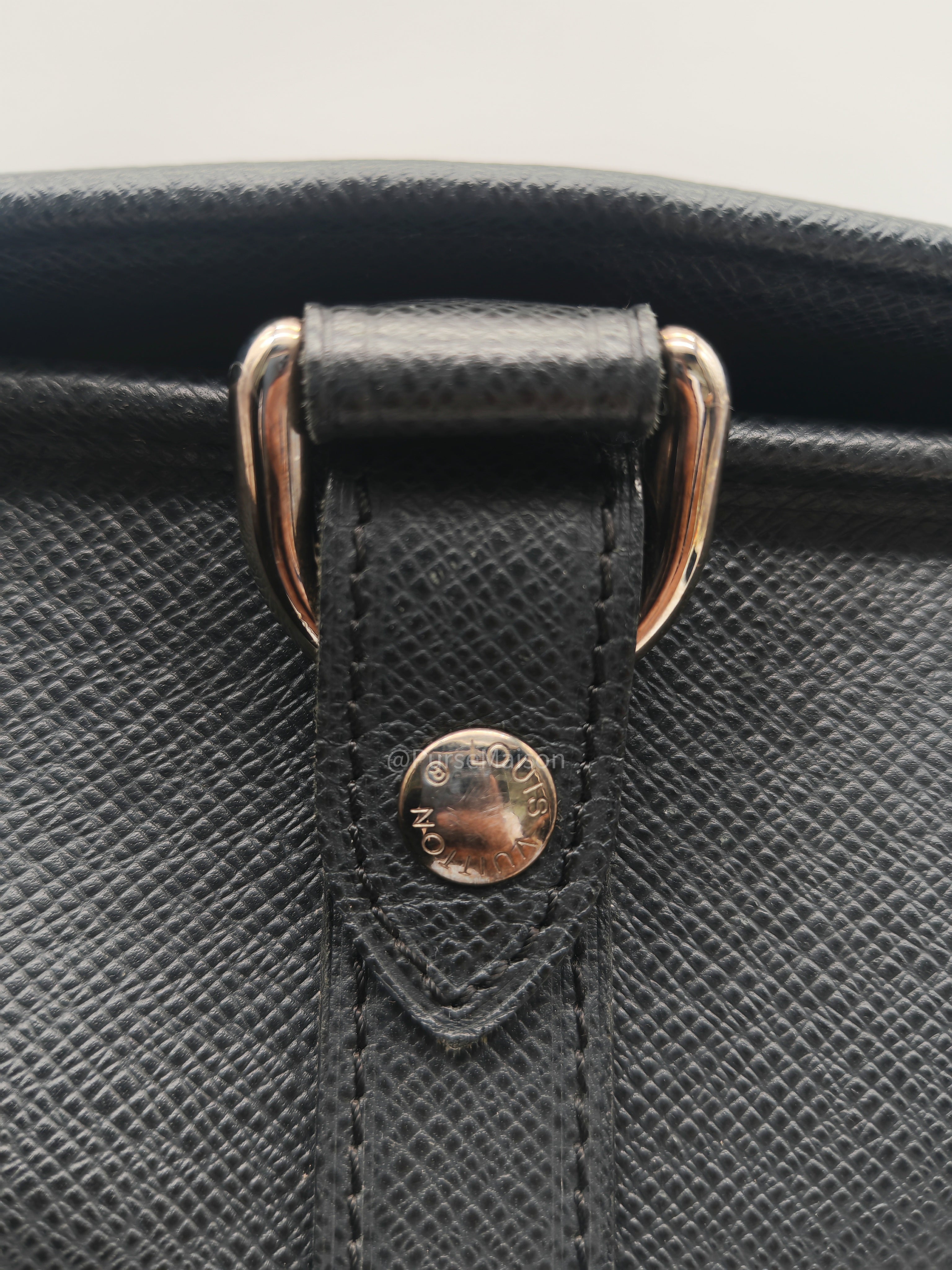 Louis Vuitton Andrei Messenger Bag in Black Taiga Leather and Silver Hardware (Datecode: BA2008)