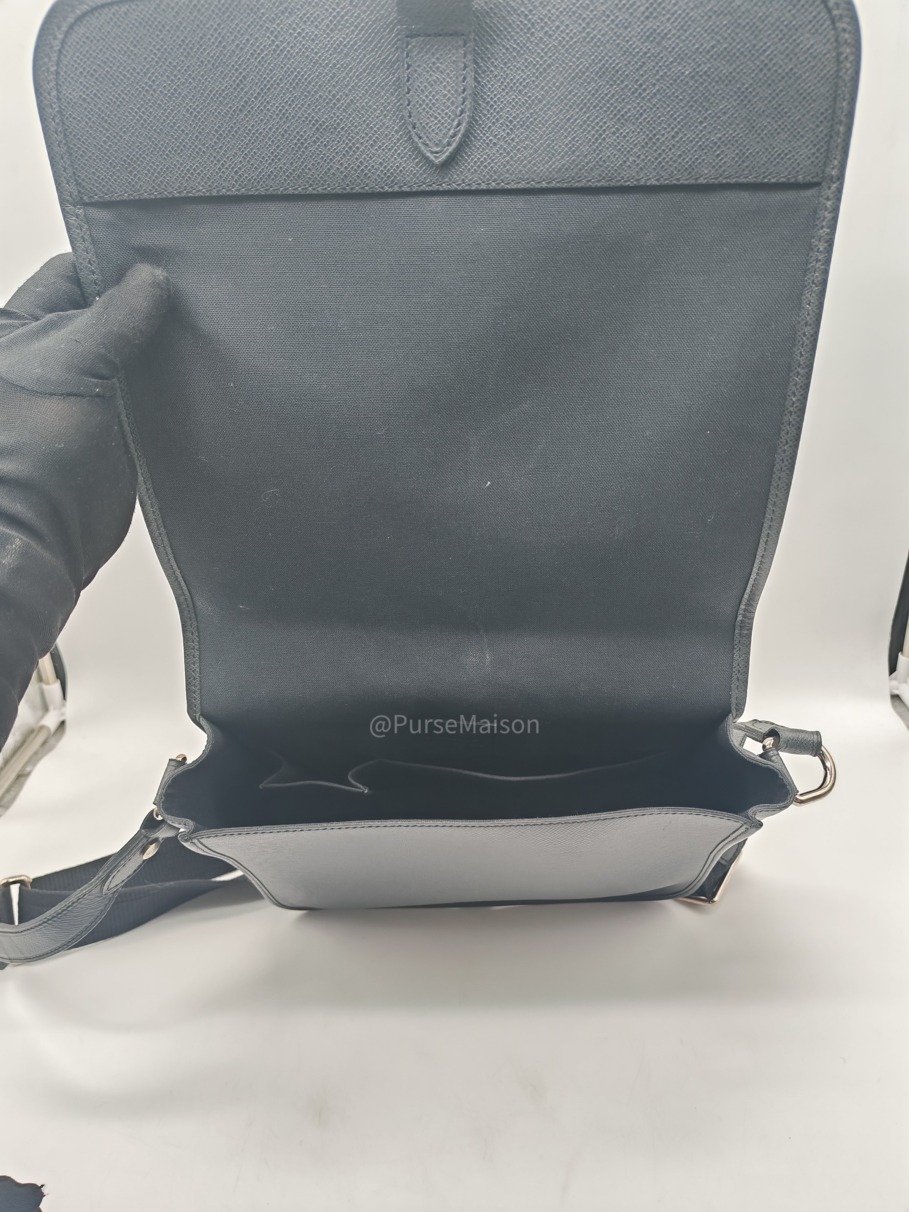 Louis Vuitton Andrei Messenger Bag in Black Taiga Leather and Silver Hardware (Datecode: BA2008)