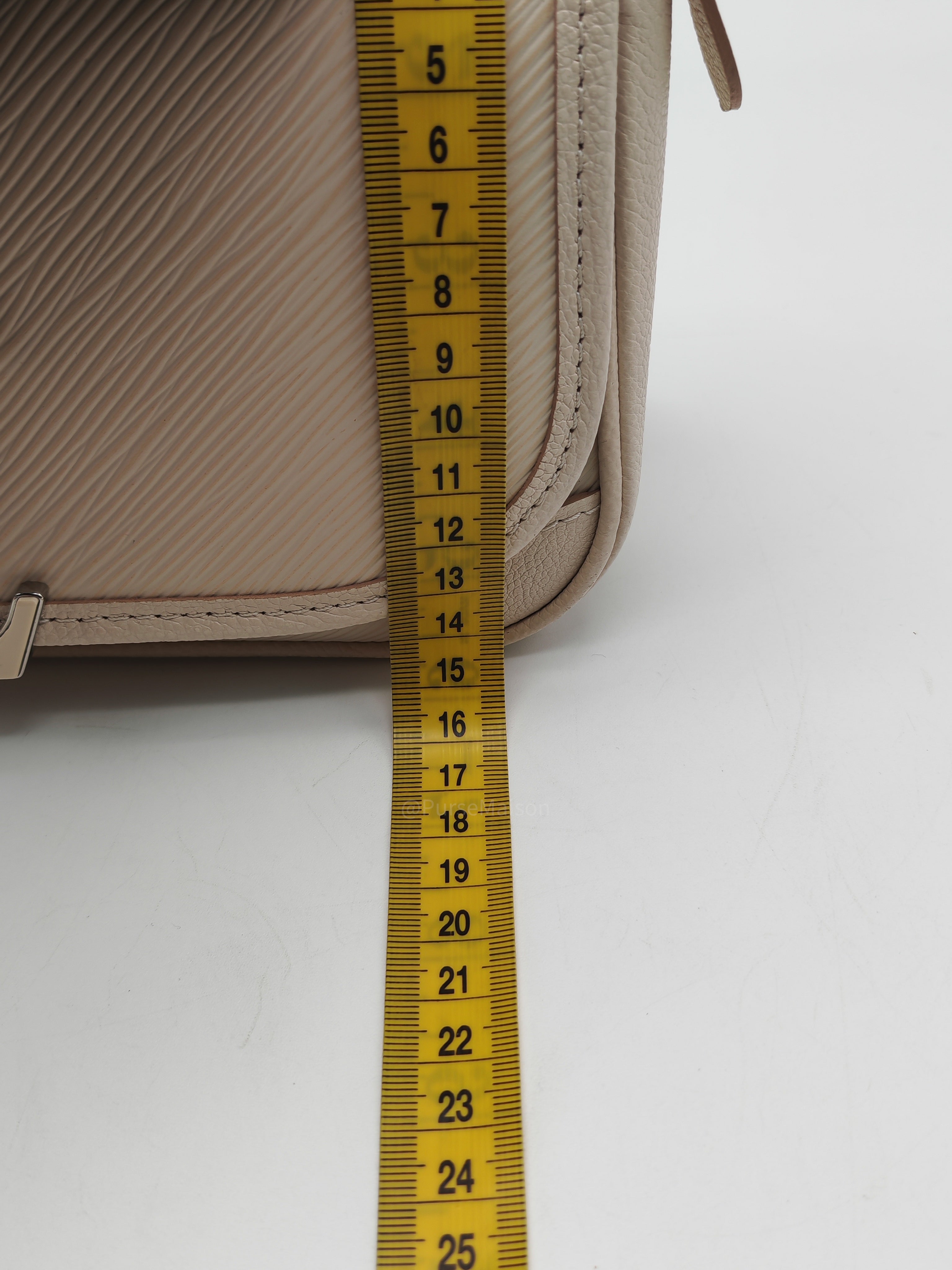 Louis Vuitton Buci Crossbody Bag in Off-White Beige Epi Leather and Silver Hardware Microchip