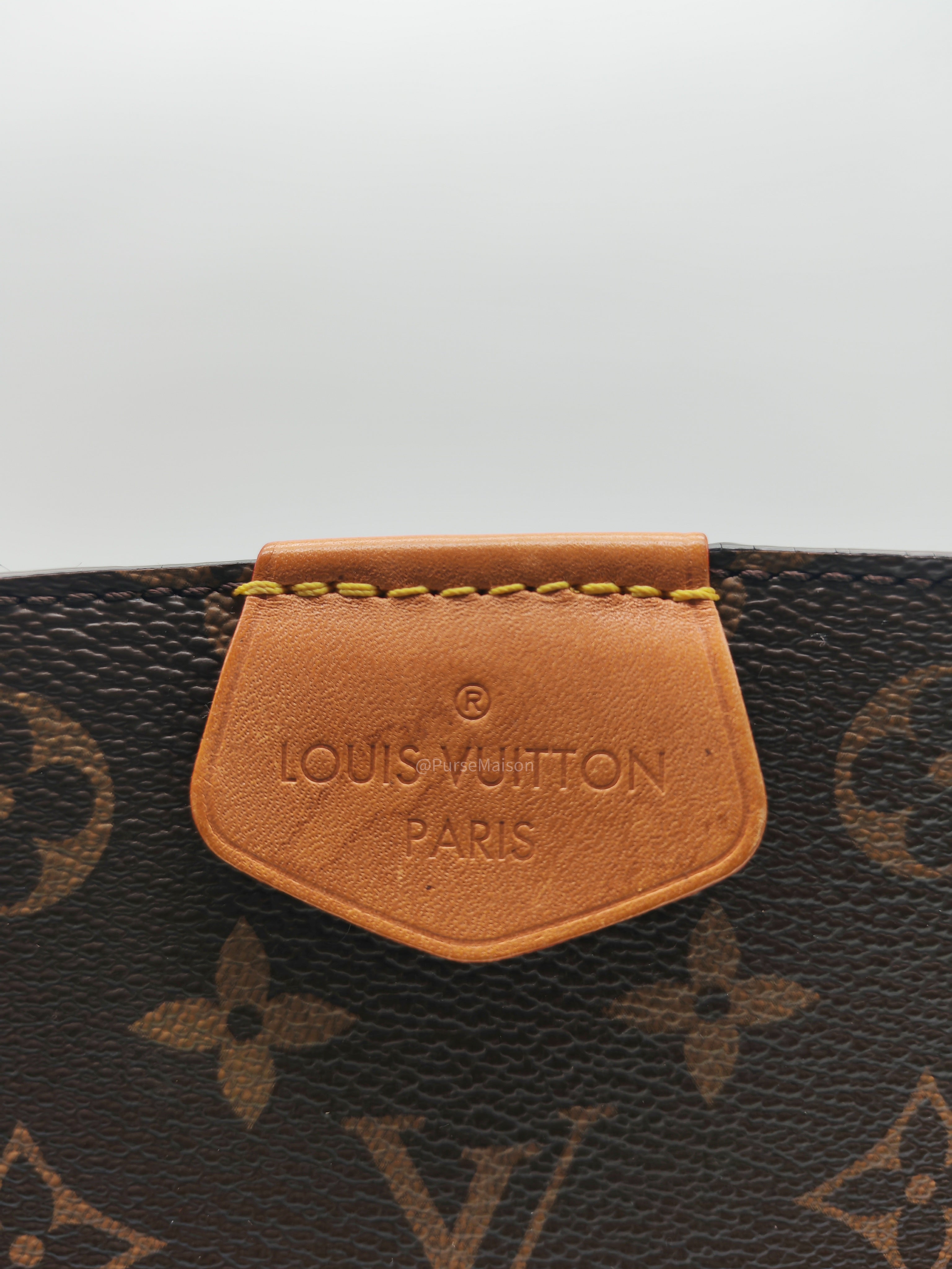 Louis Vuitton Graceful Hobo Bag PM in Monogram Canvas (Date code: MI0128)