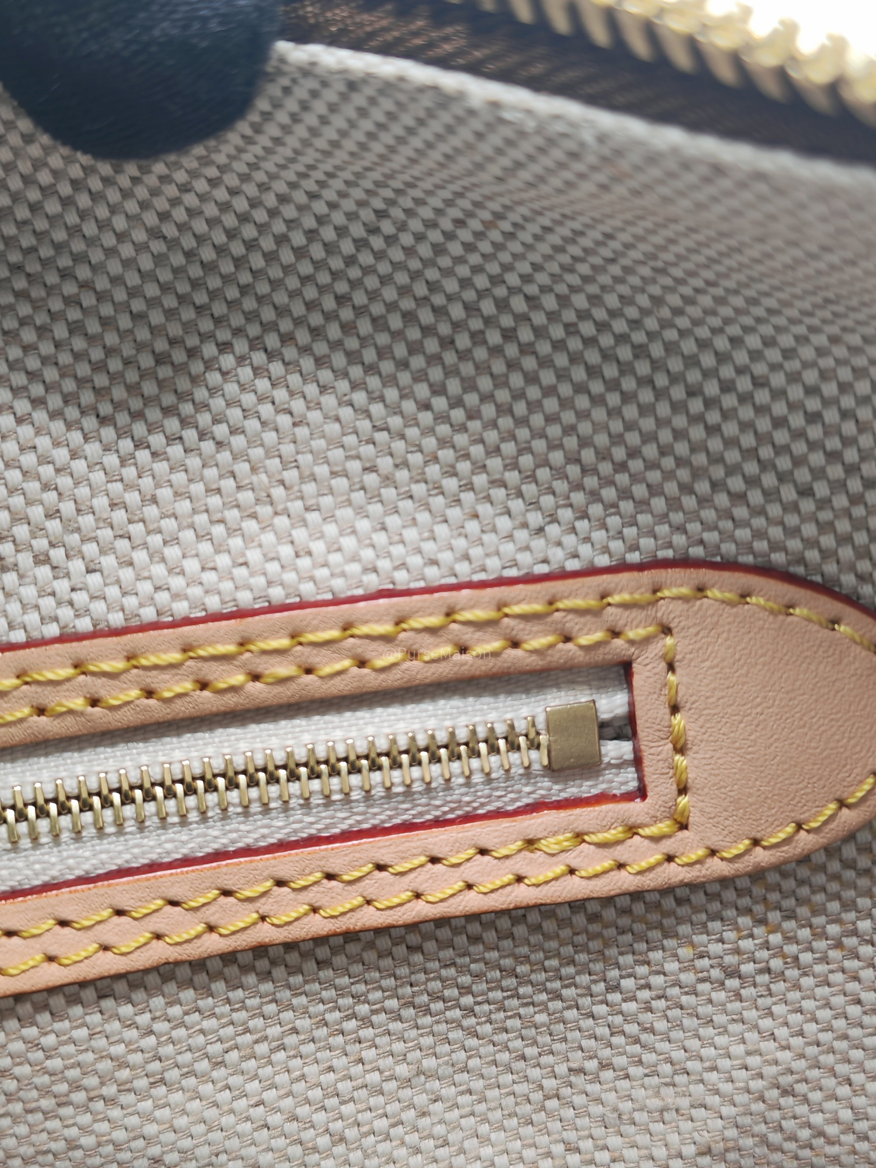 Louis Vuitton Keepall Bandouliere Flight Mode Collection in Monogram Canvas Cowhide Leather and Gold Hardware Microchip