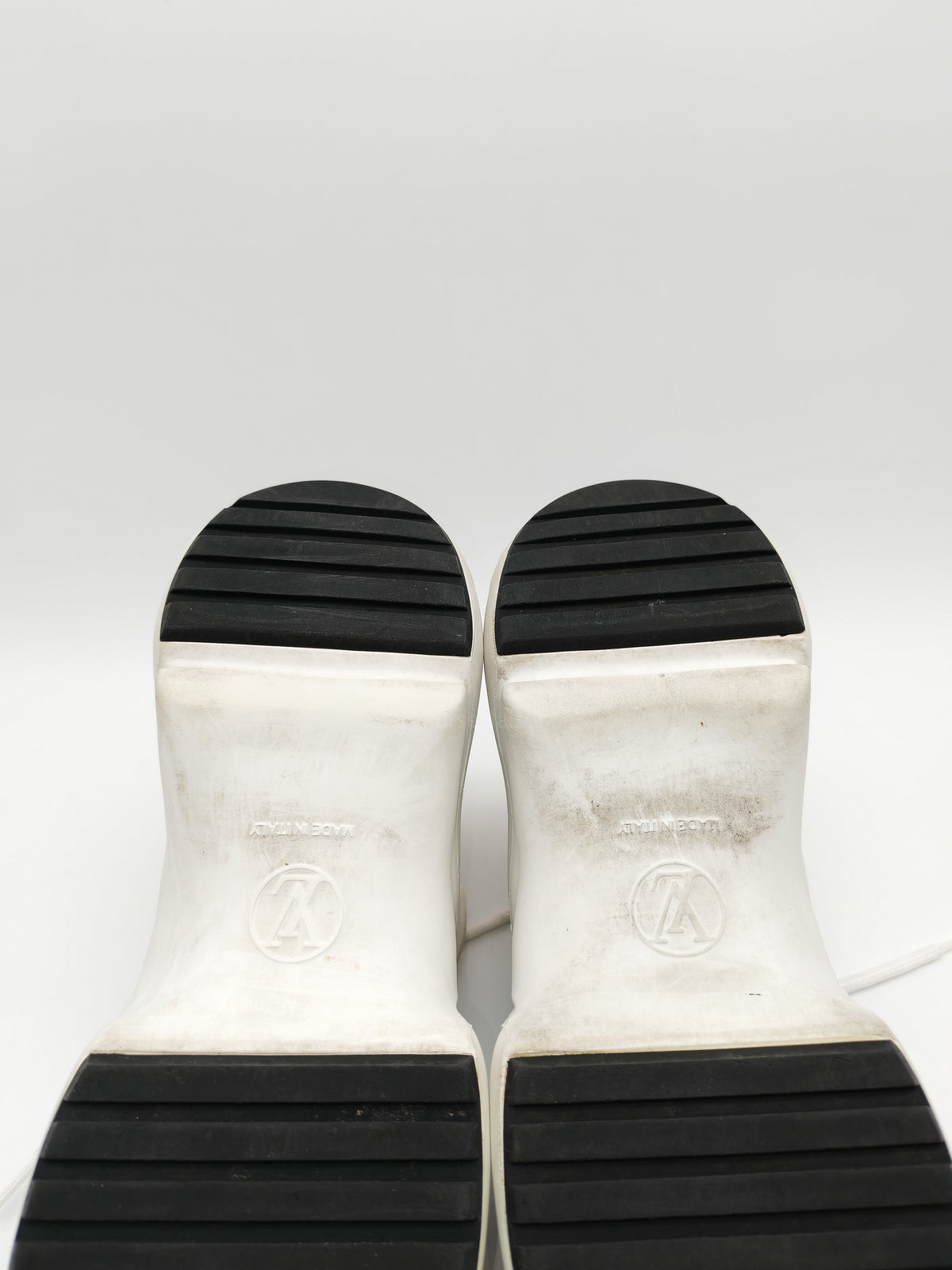 Louis Vuitton Monogram Archlight Sneakers in White and Navy Blue Size 37 EU (24cm)