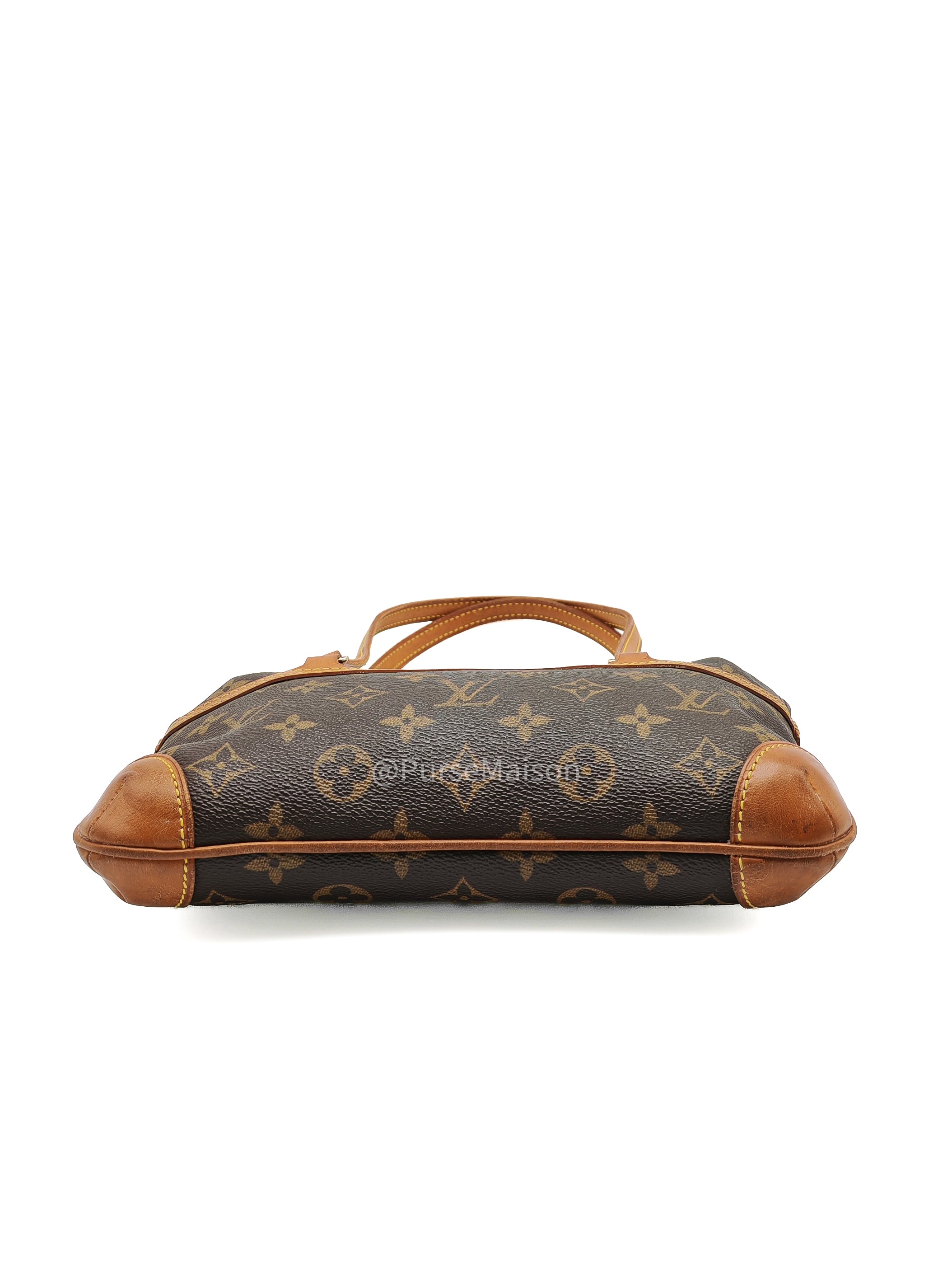 Louis Vuitton Coussin PM in Monogram Canvas (Date Code: VI0024)
