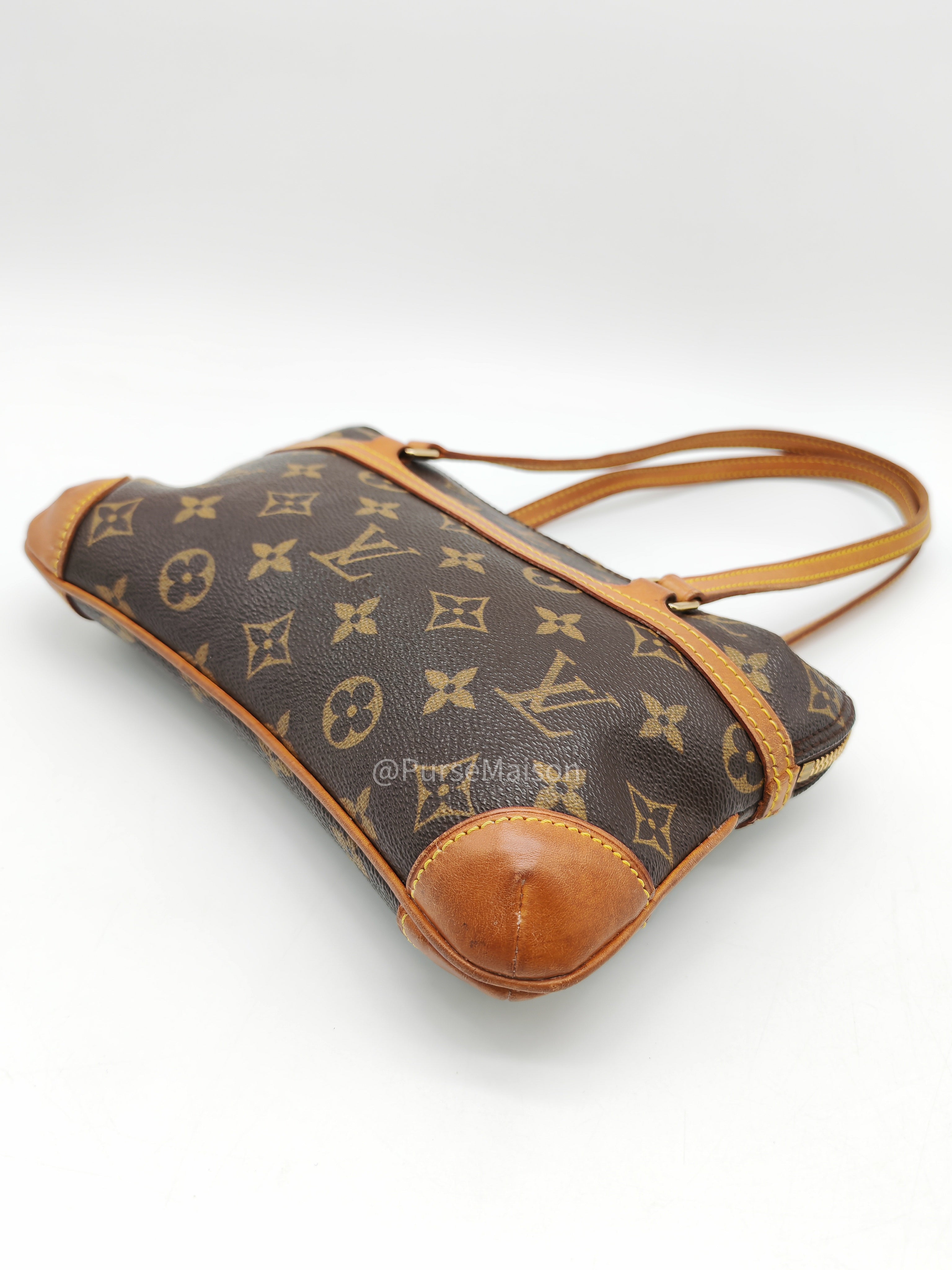 Louis Vuitton Coussin PM in Monogram Canvas (Date Code: VI0024)