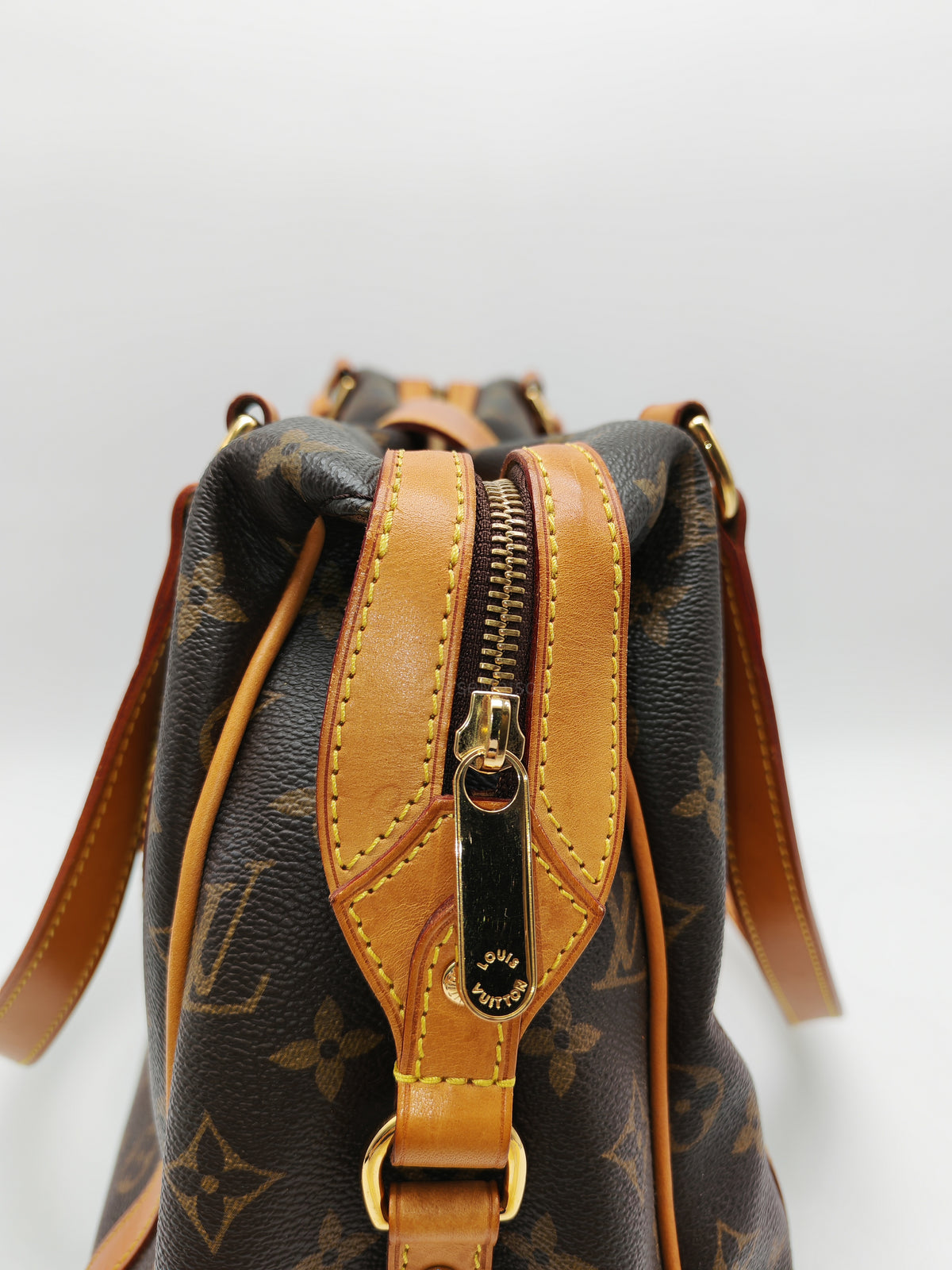 Louis Vuitton Stresa Bag GM in Monogram Canvas and Gold Hardware (Datecode: VI0130)