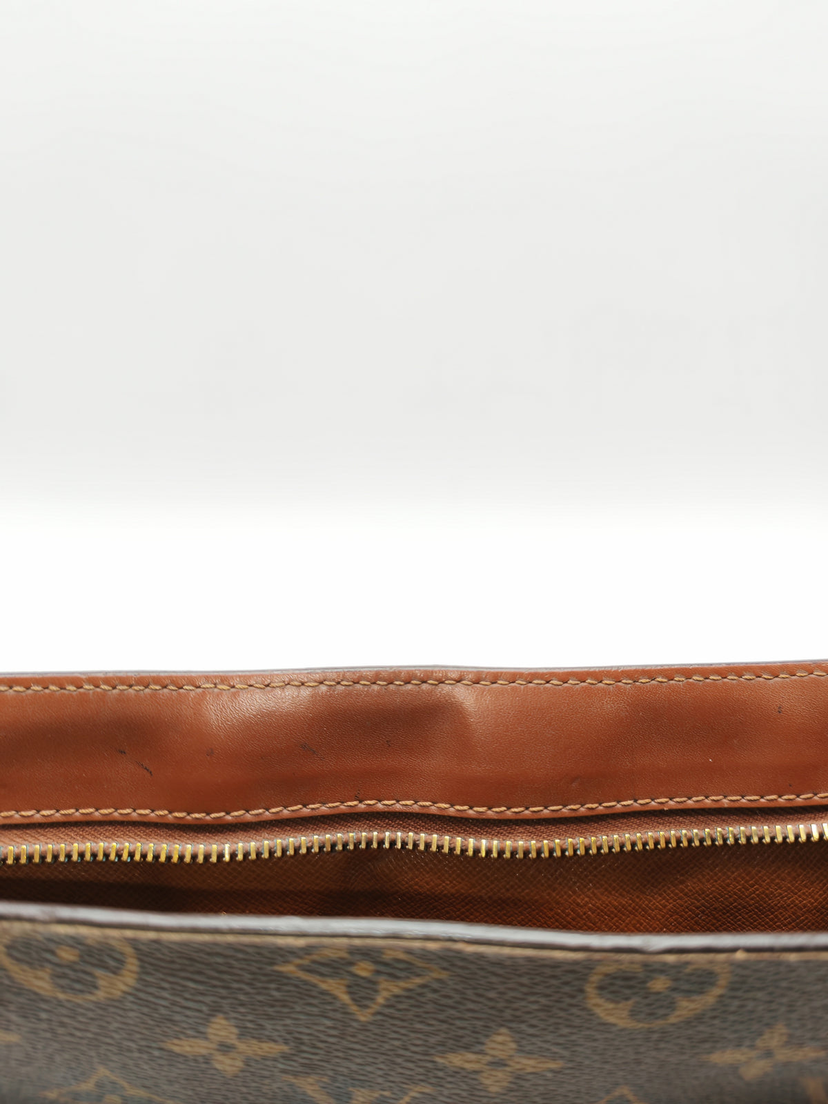 Louis Vuitton Pochette Homme Clutch in Monogram Canvas (Datecode: SL0915)