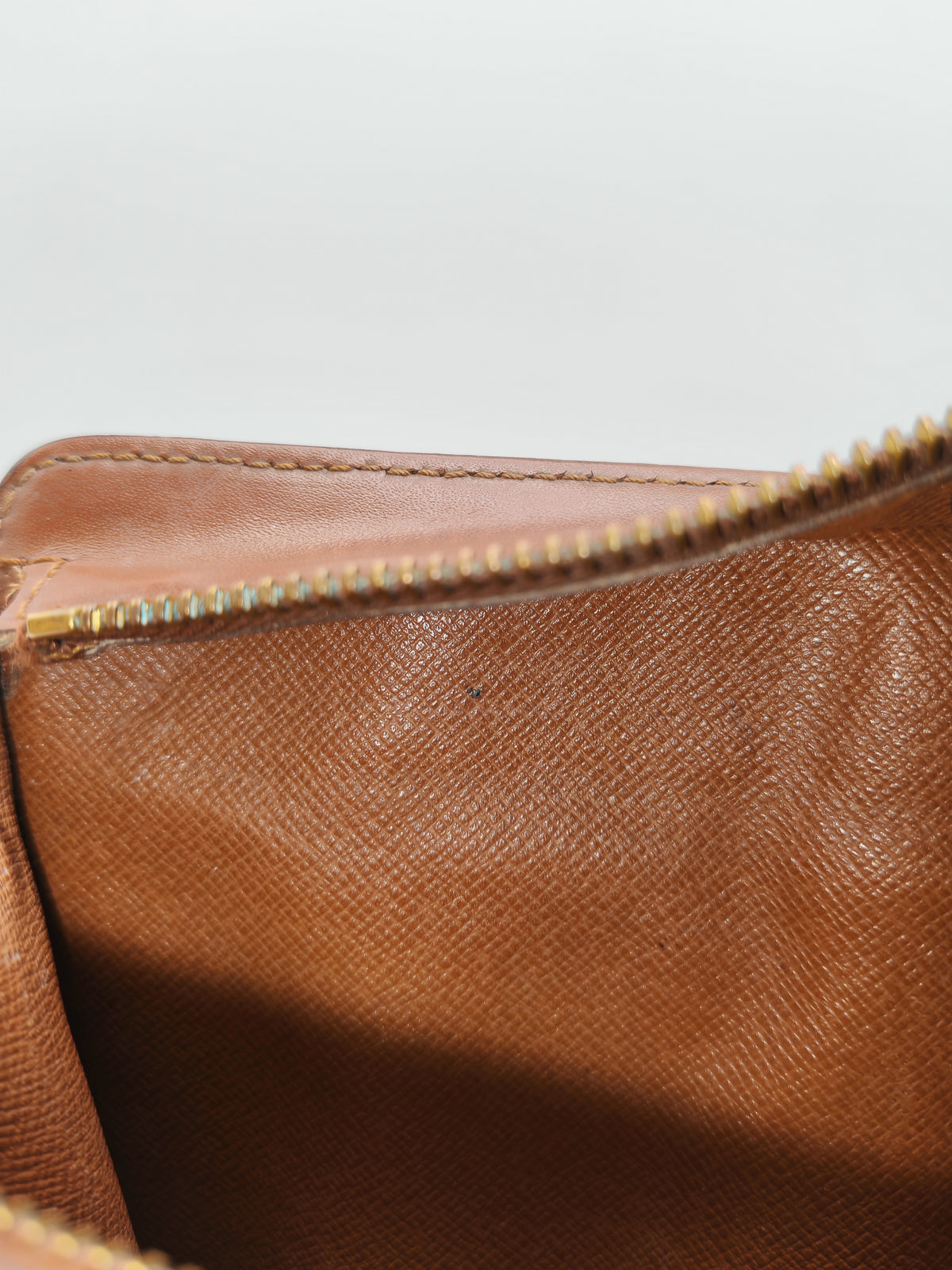 Louis Vuitton Pochette Homme Clutch in Monogram Canvas (Datecode: SL0915)