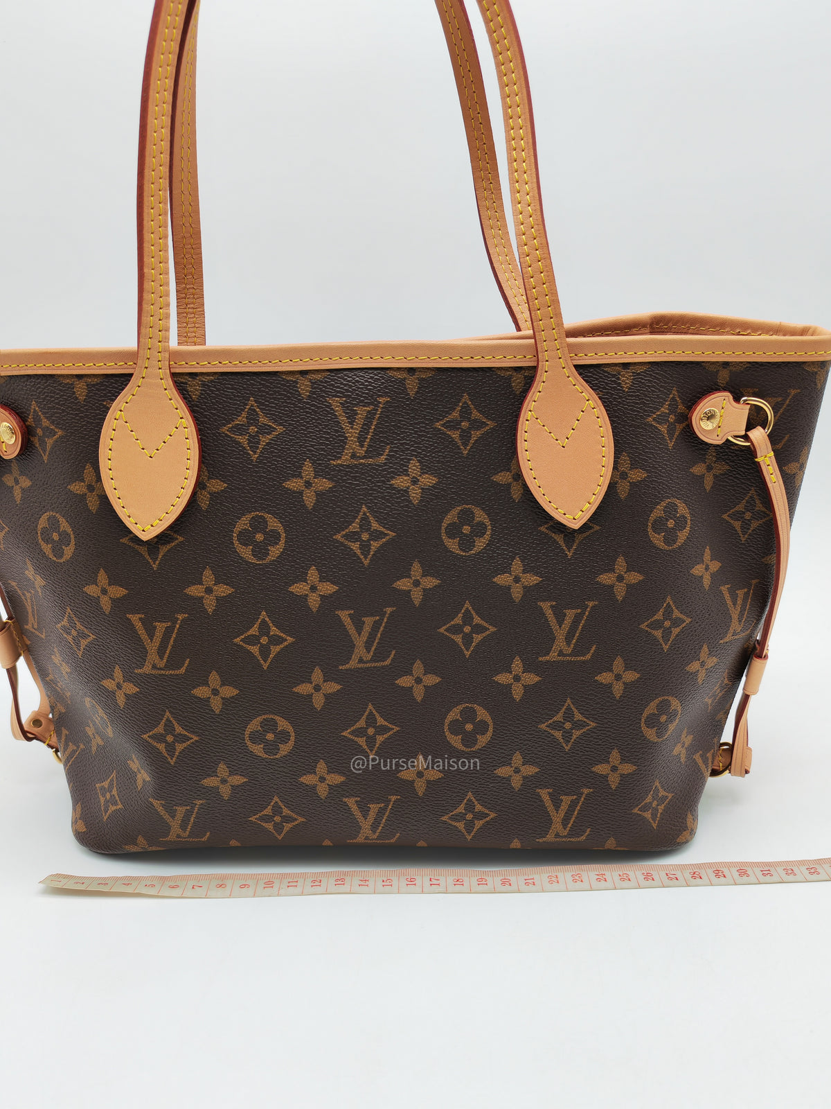 Louis Vuitton Neverfull PM in Monogram Canvas and Gold Hardware Microchip