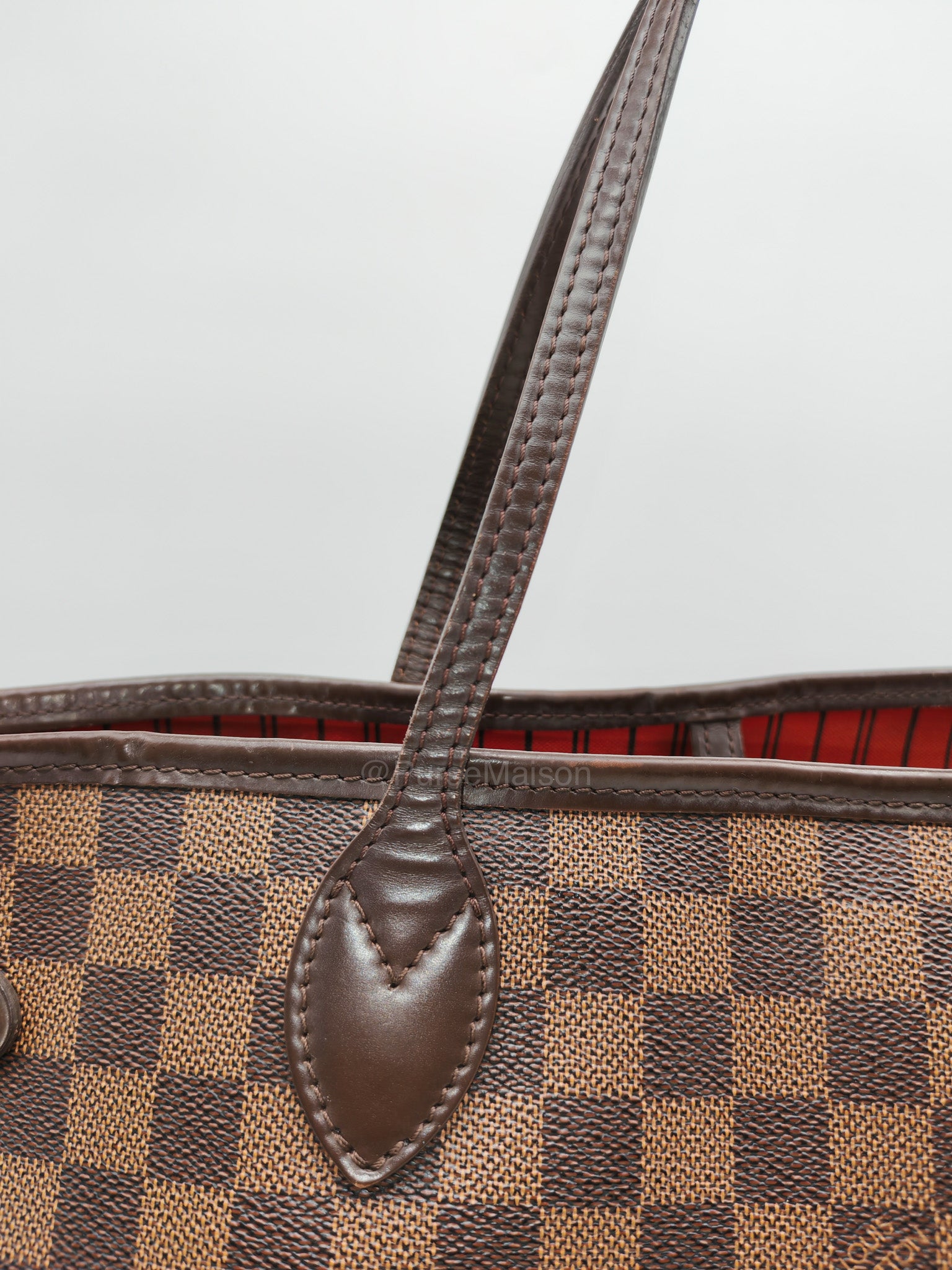 Louis Vuitton Neverfull MM in Damier Ebene Canvas (Date Code: AR4185)