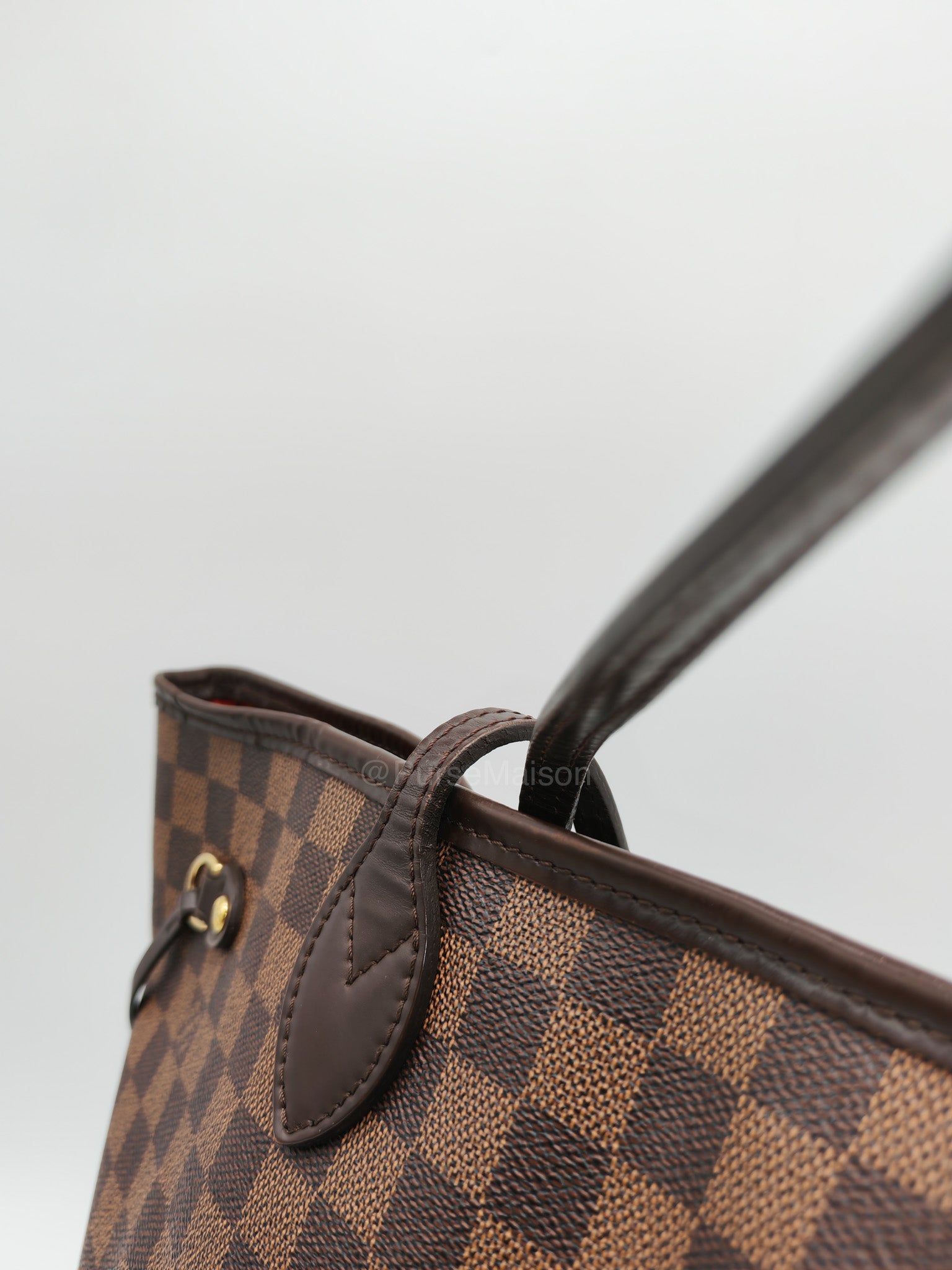 Louis Vuitton Neverfull MM in Damier Ebene Canvas (Date Code: AR4185)