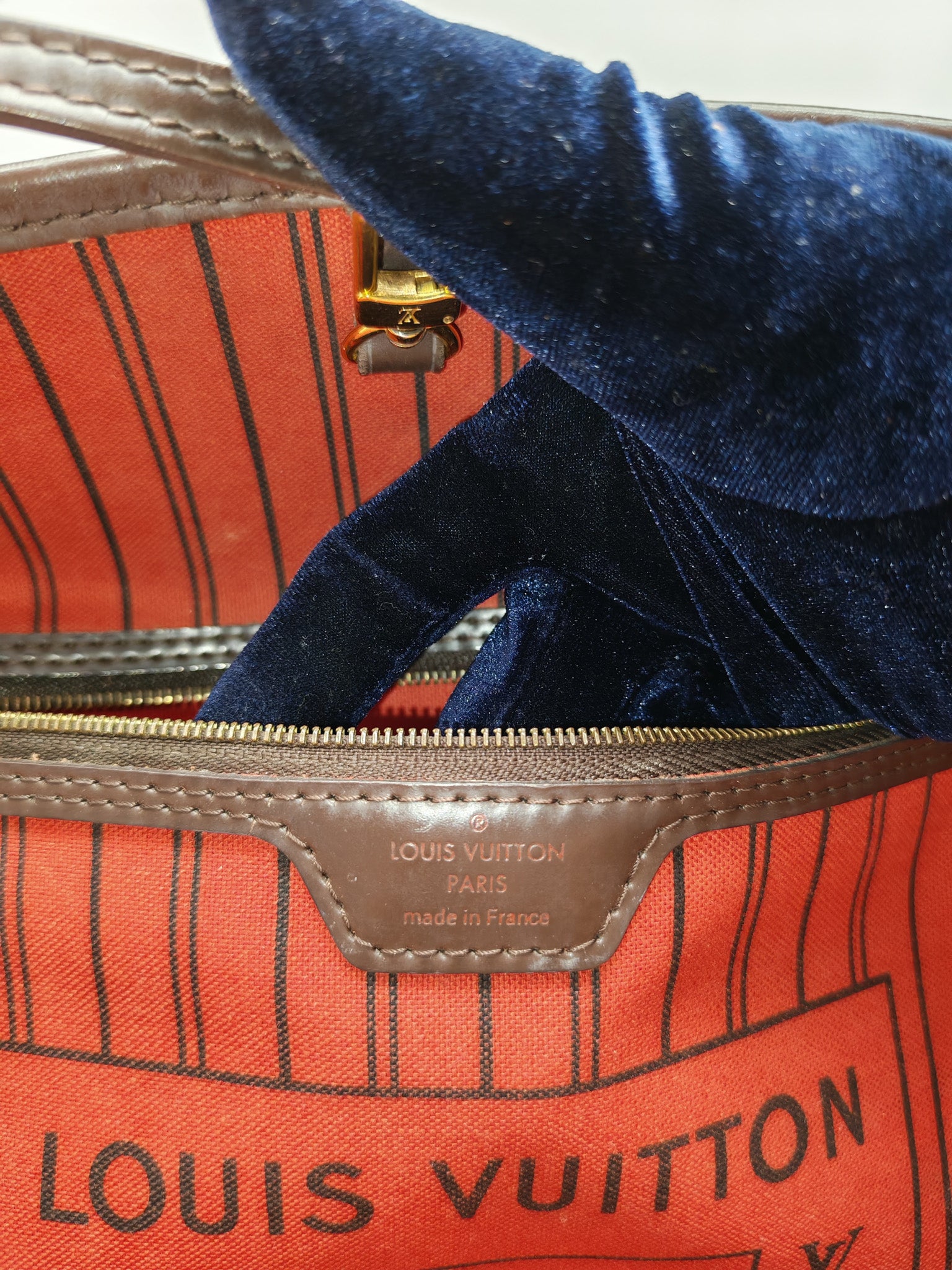 Louis Vuitton Neverfull MM in Damier Ebene Canvas (Date Code: AR4185)