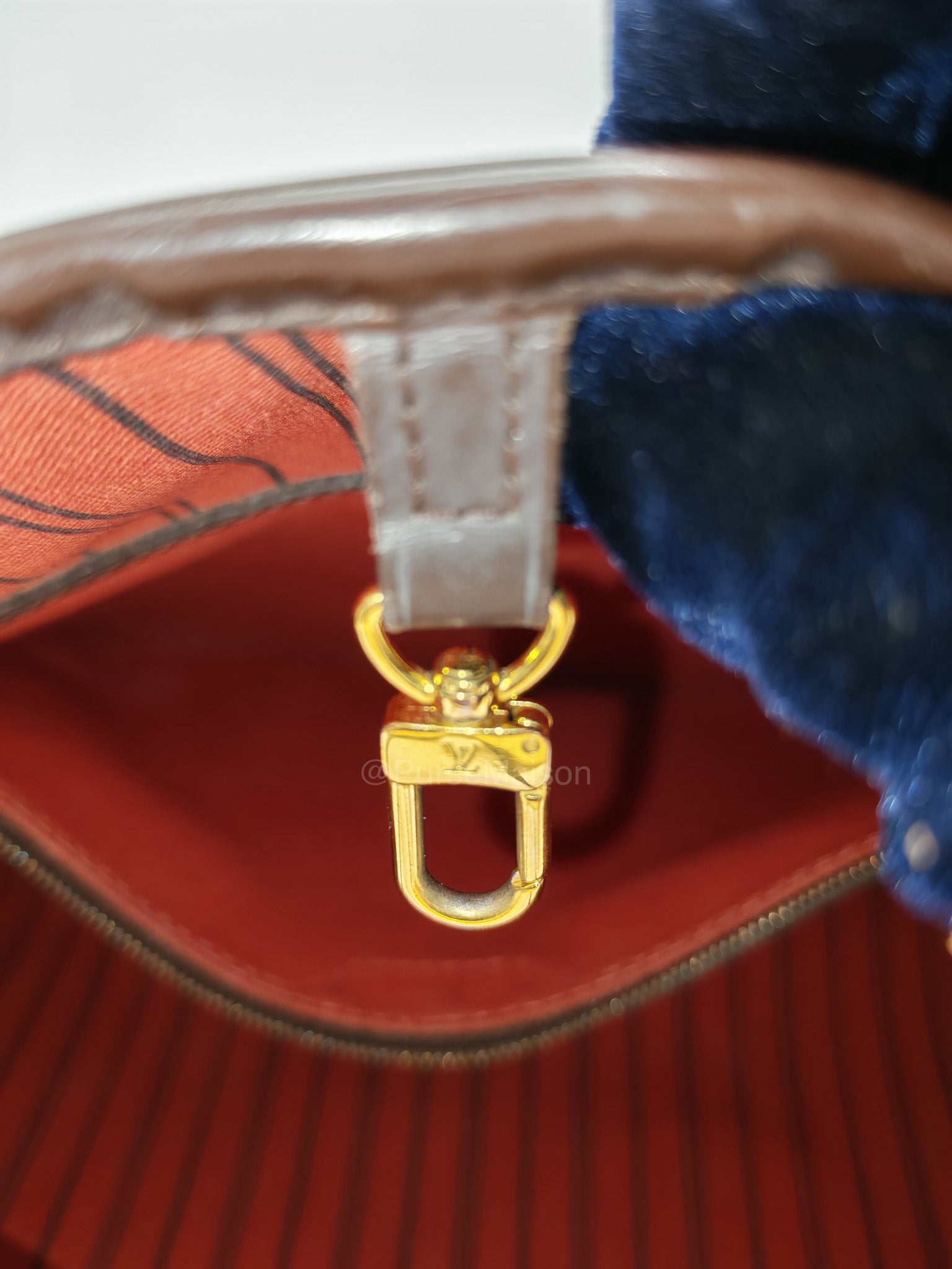 Louis Vuitton Neverfull MM in Damier Ebene Canvas (Date Code: AR4185)