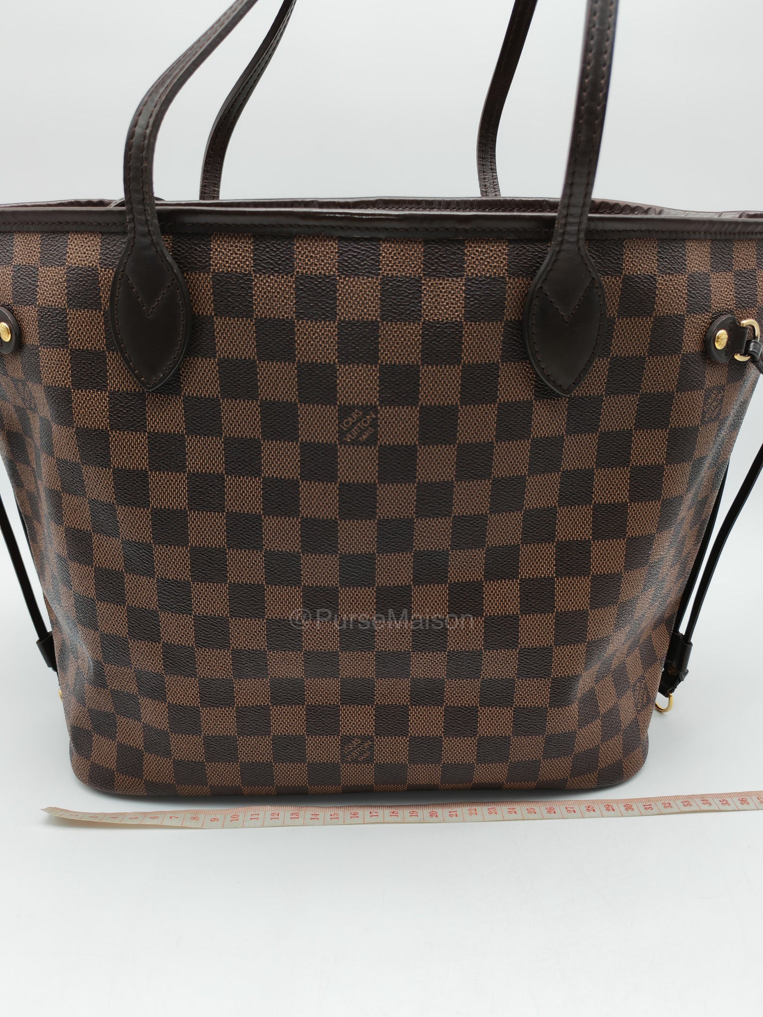 Louis Vuitton Neverfull MM in Damier Ebene Canvas (Date Code: AR4185)