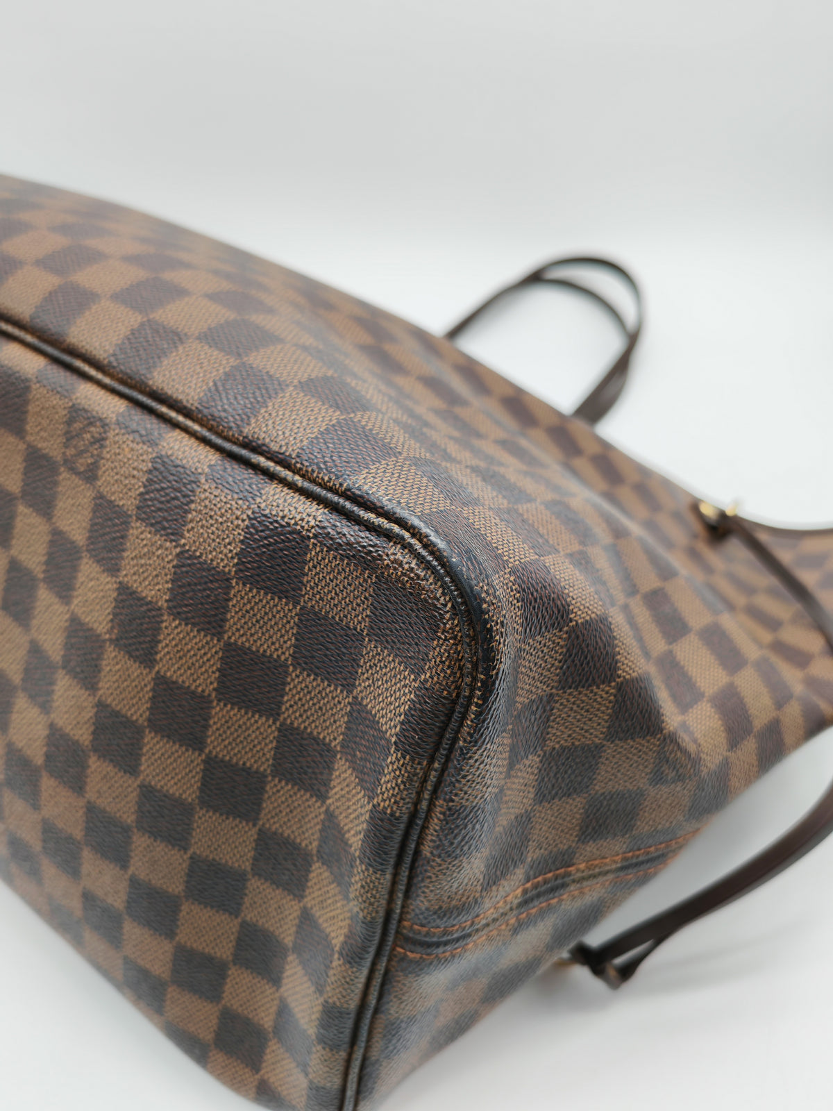 Louis Vuitton Neverfull GM in Damier Ebene Canvas and Gold Hardware (Datecode: TH3079)