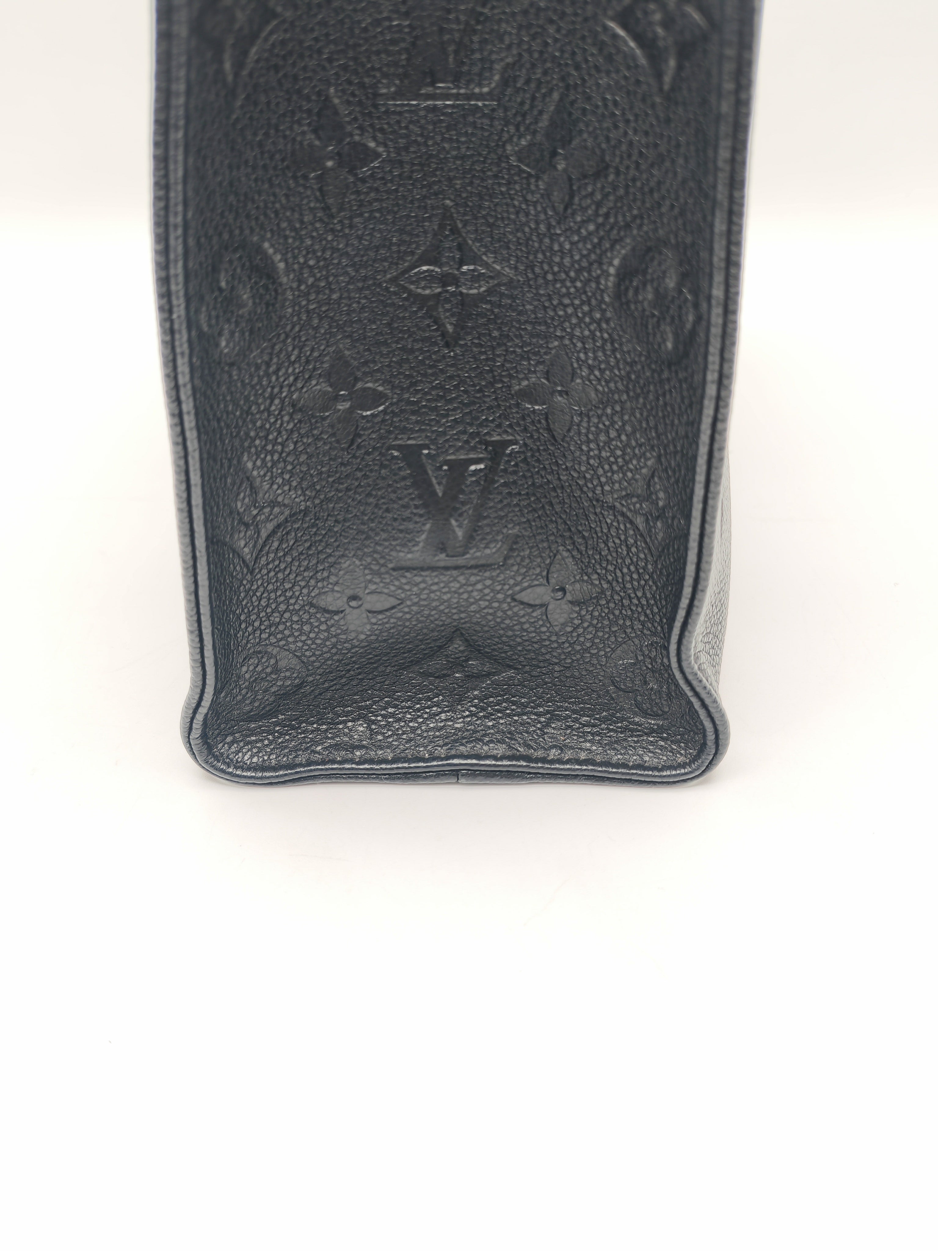 Louis Vuitton OntheGo MM In Black Monogram Empreinte Leather and Gold Hardware Microchip