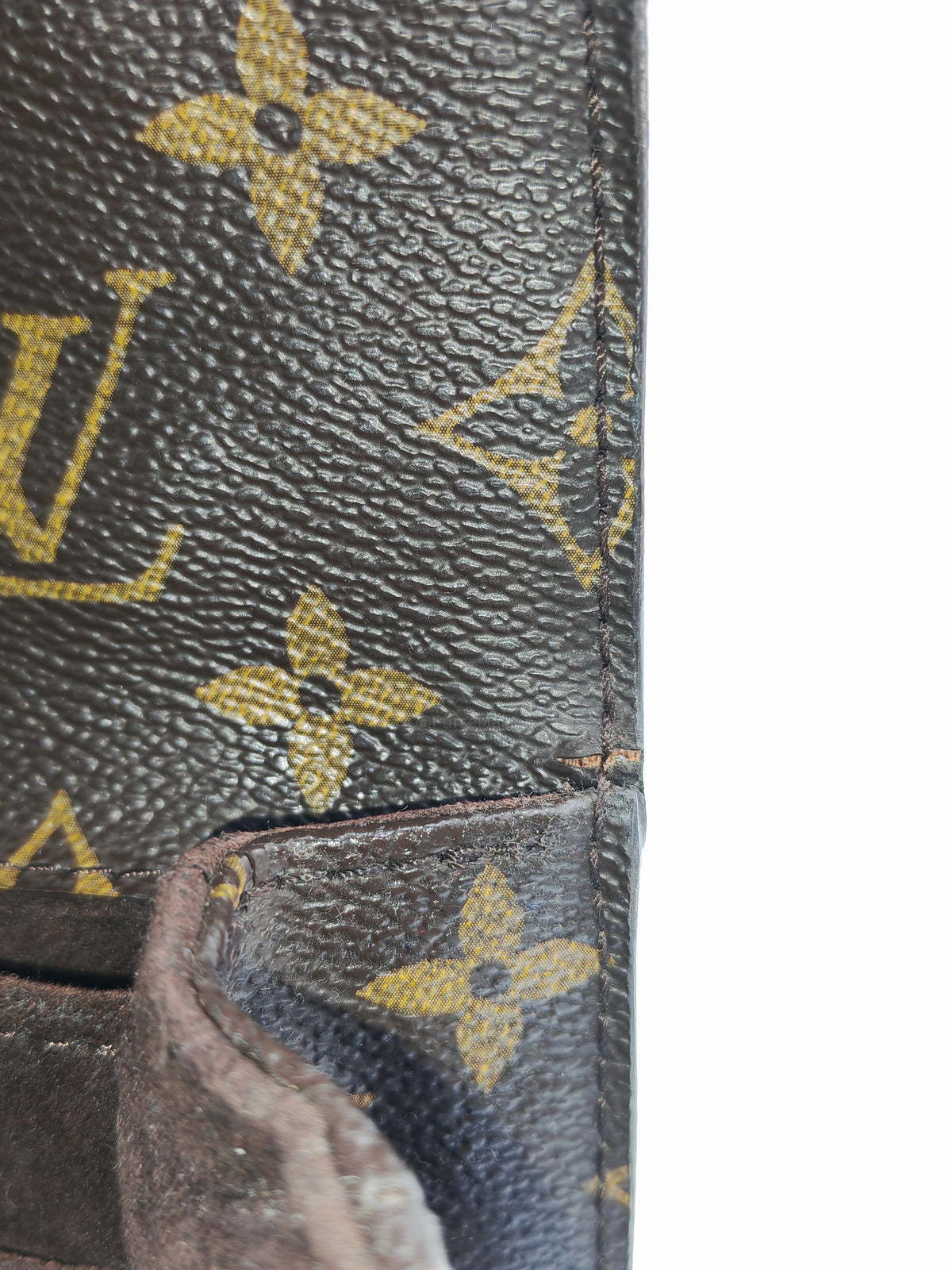 Louis Vuitton Pochette Metis in Monogram Canvas and Gold Hardware (Datecode: DR2173)