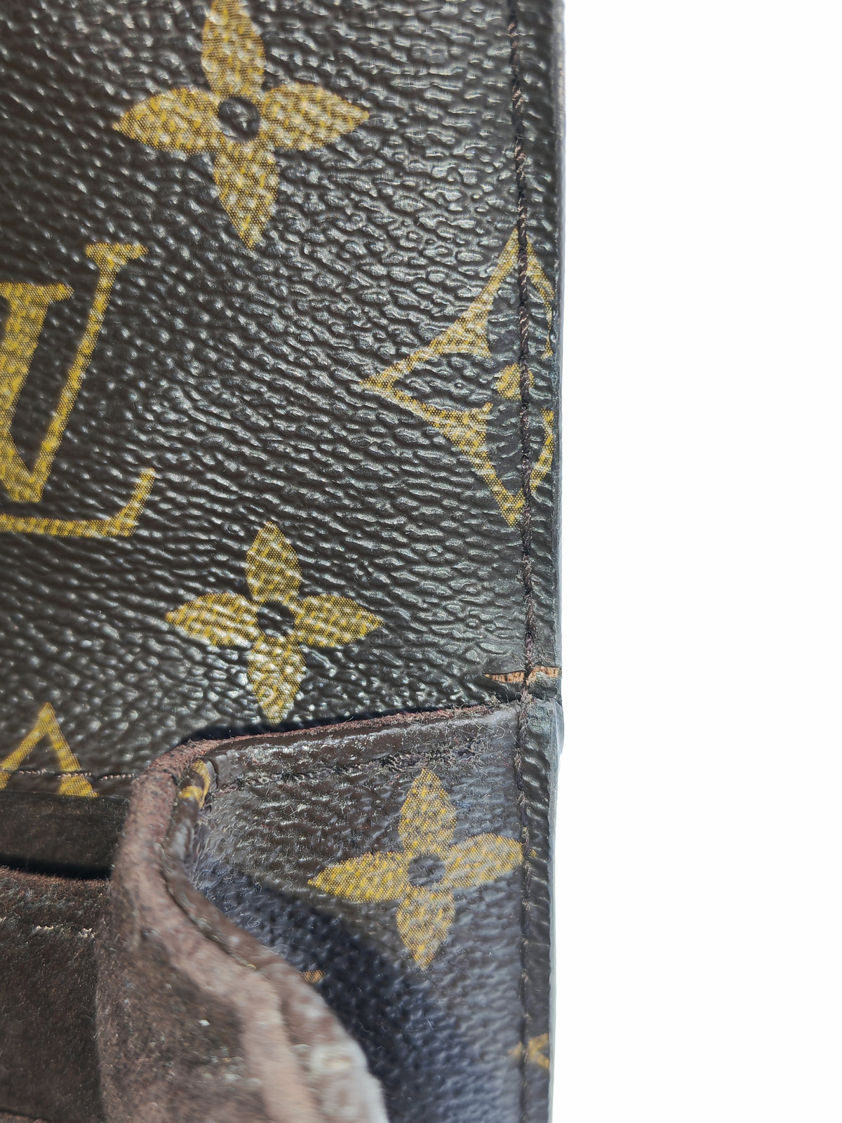 Louis Vuitton Pochette Metis in Monogram Canvas and Gold Hardware (Datecode: DR2173)