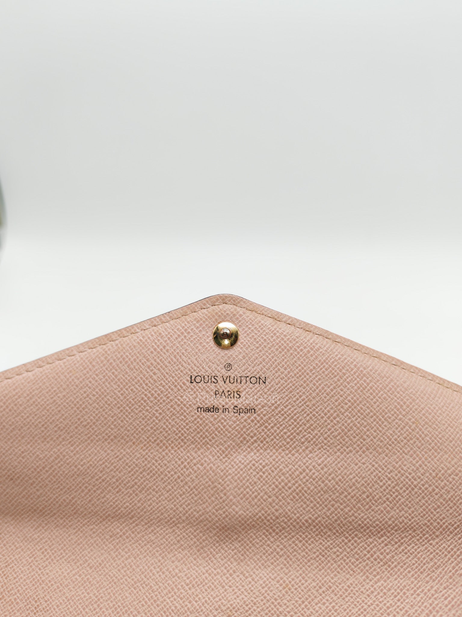 Louis Vuitton Sarah Wallet in Monogram Canvas (Datecode: CA1199)