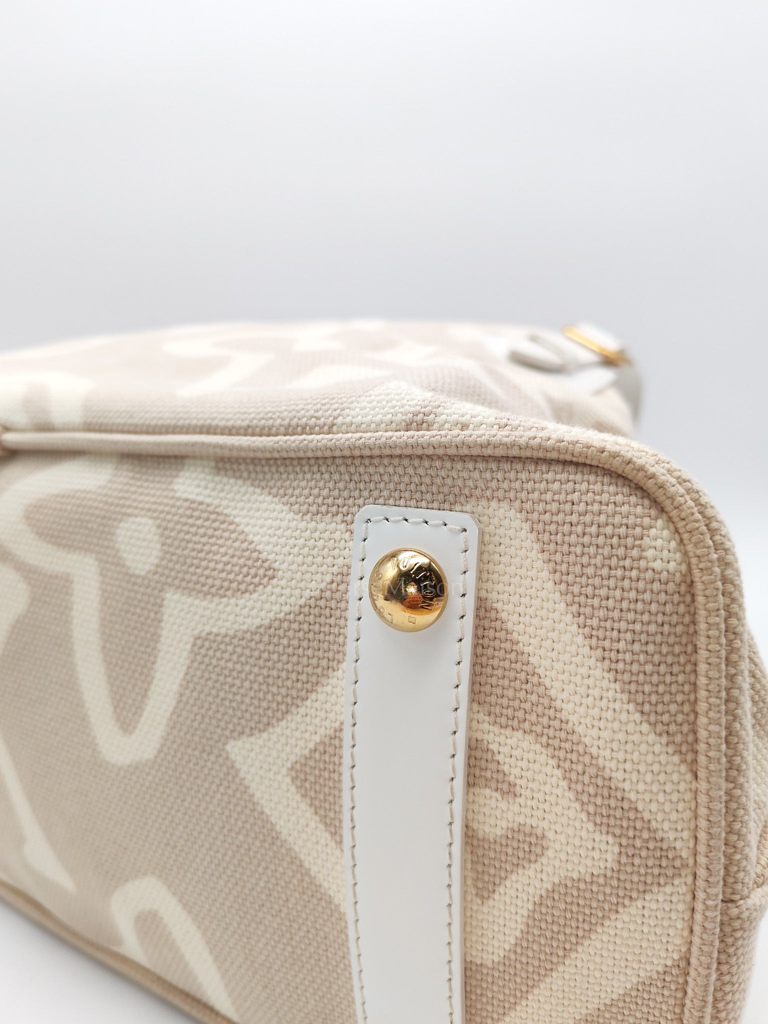 Louis Vuitton Monogram Tahitienne Cabas PM Tote Bag (Date Code: TH0038)