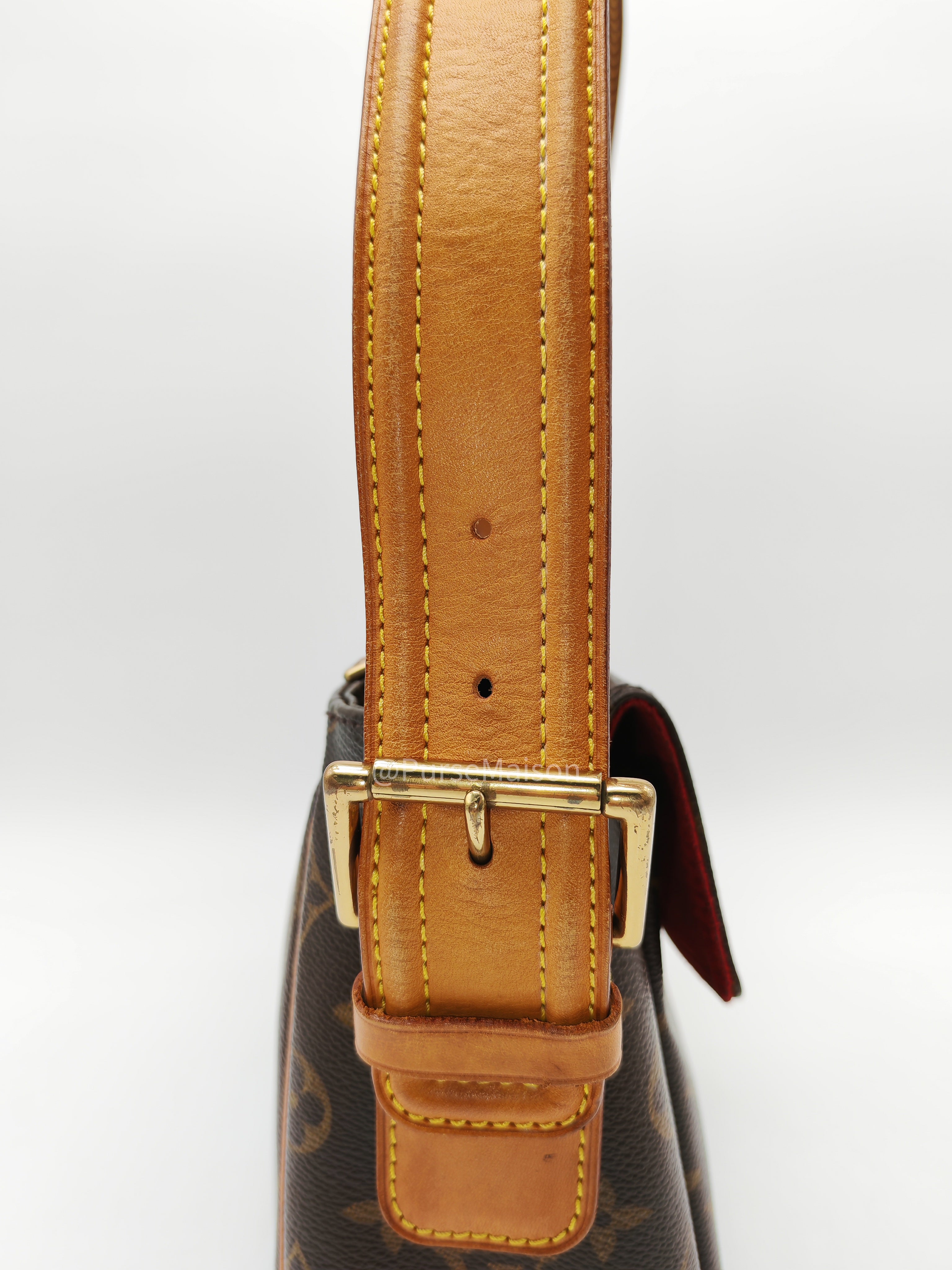 Louis Vuitton Viva-Cite GM in Monogram Canvas and Gold Hardware (Datecode: AR0045)