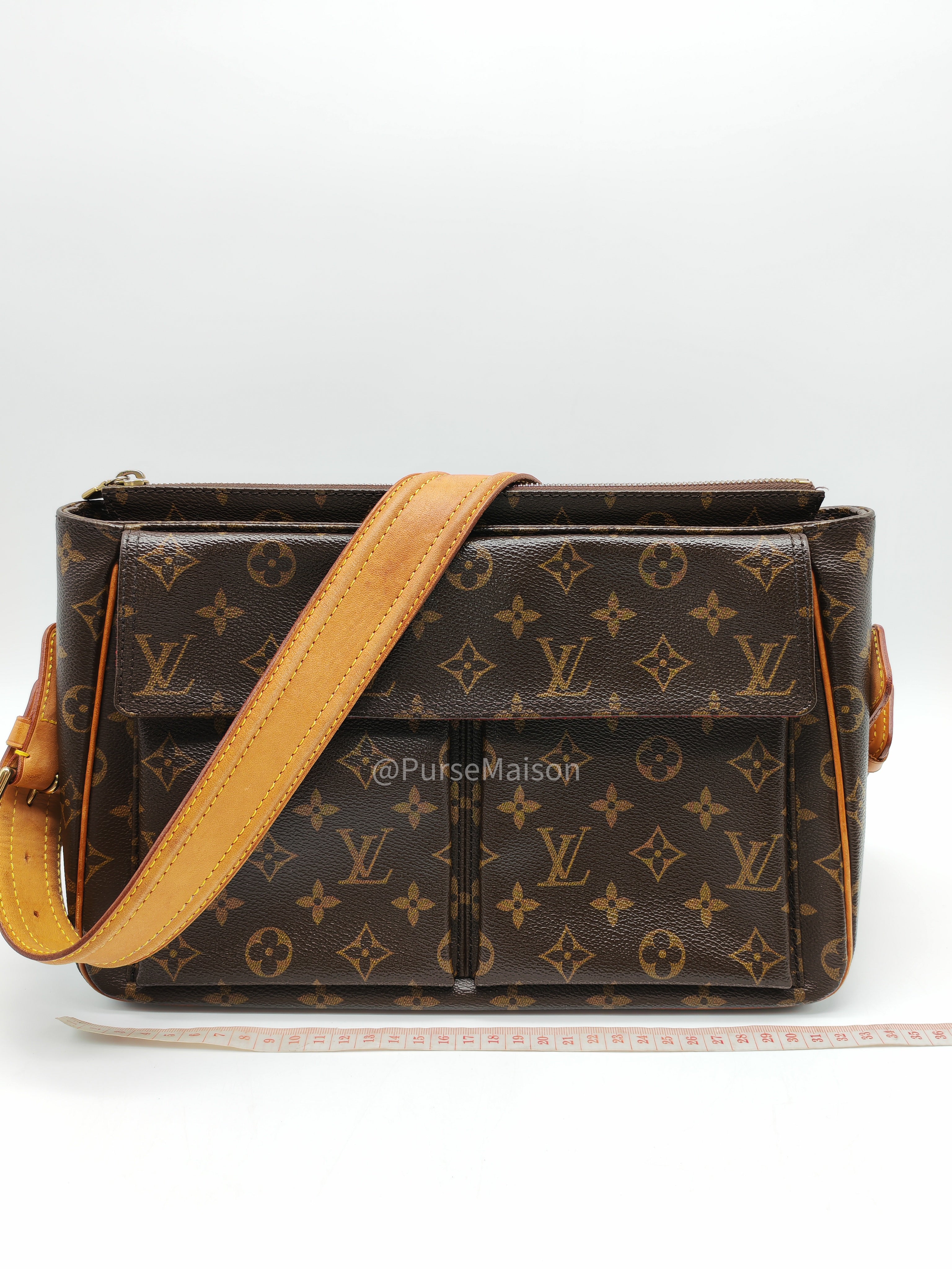 Louis Vuitton Viva-Cite GM in Monogram Canvas and Gold Hardware (Datecode: AR0045)