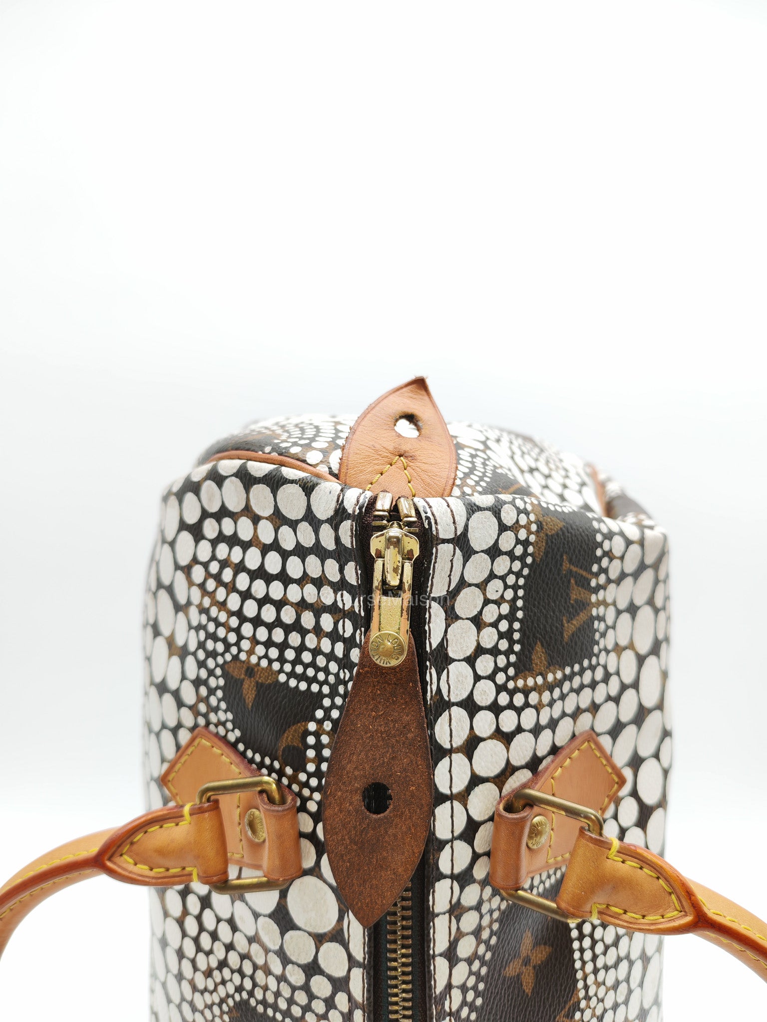 Louis Vuitton X Yayoi Kusama Speedy 30 in White Polka Dot Overlay Monogram Canvas (Datecode: DU4102)