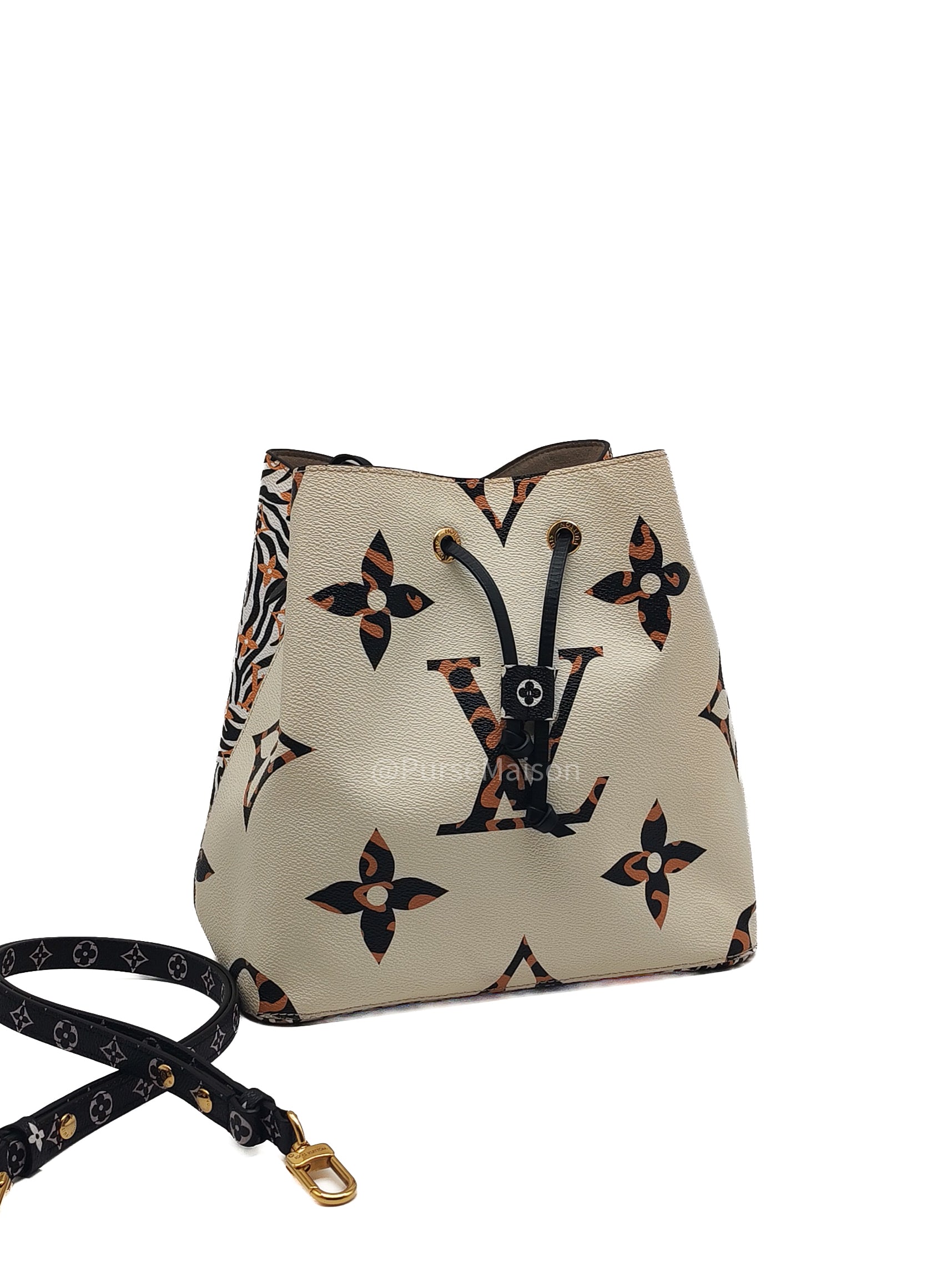 Louis Vuitton Neo Noe Bucket Bag MM in Limited Edition Jungle Monogram Giant Canvas (Date Code: SP3169)