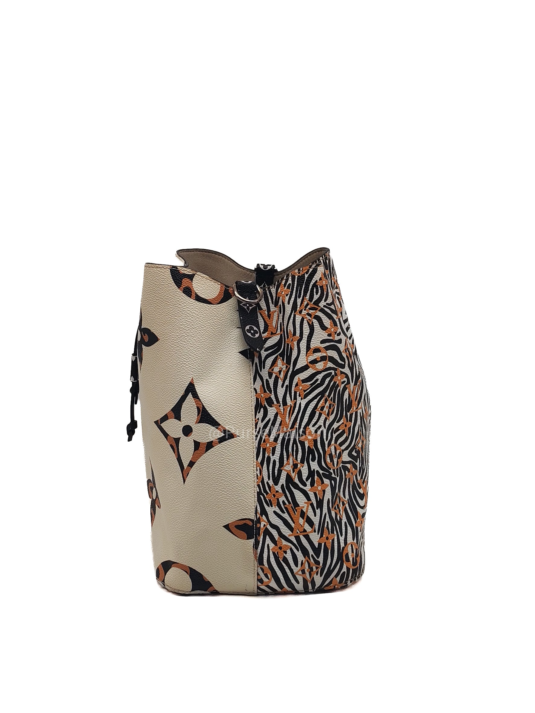 Louis Vuitton Neo Noe Bucket Bag MM in Limited Edition Jungle Monogram Giant Canvas (Date Code: SP3169)