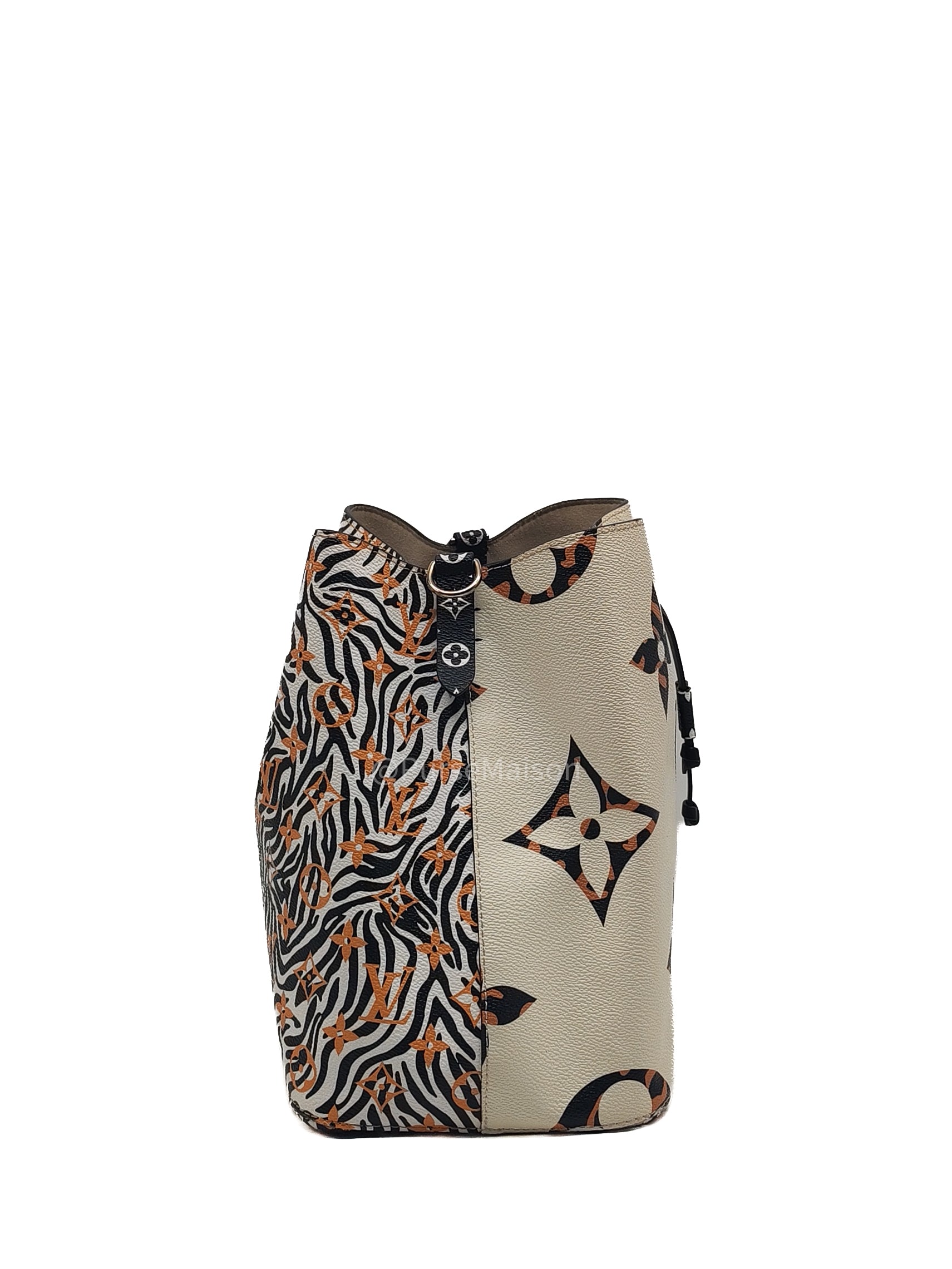 Louis Vuitton Neo Noe Bucket Bag MM in Limited Edition Jungle Monogram Giant Canvas (Date Code: SP3169)