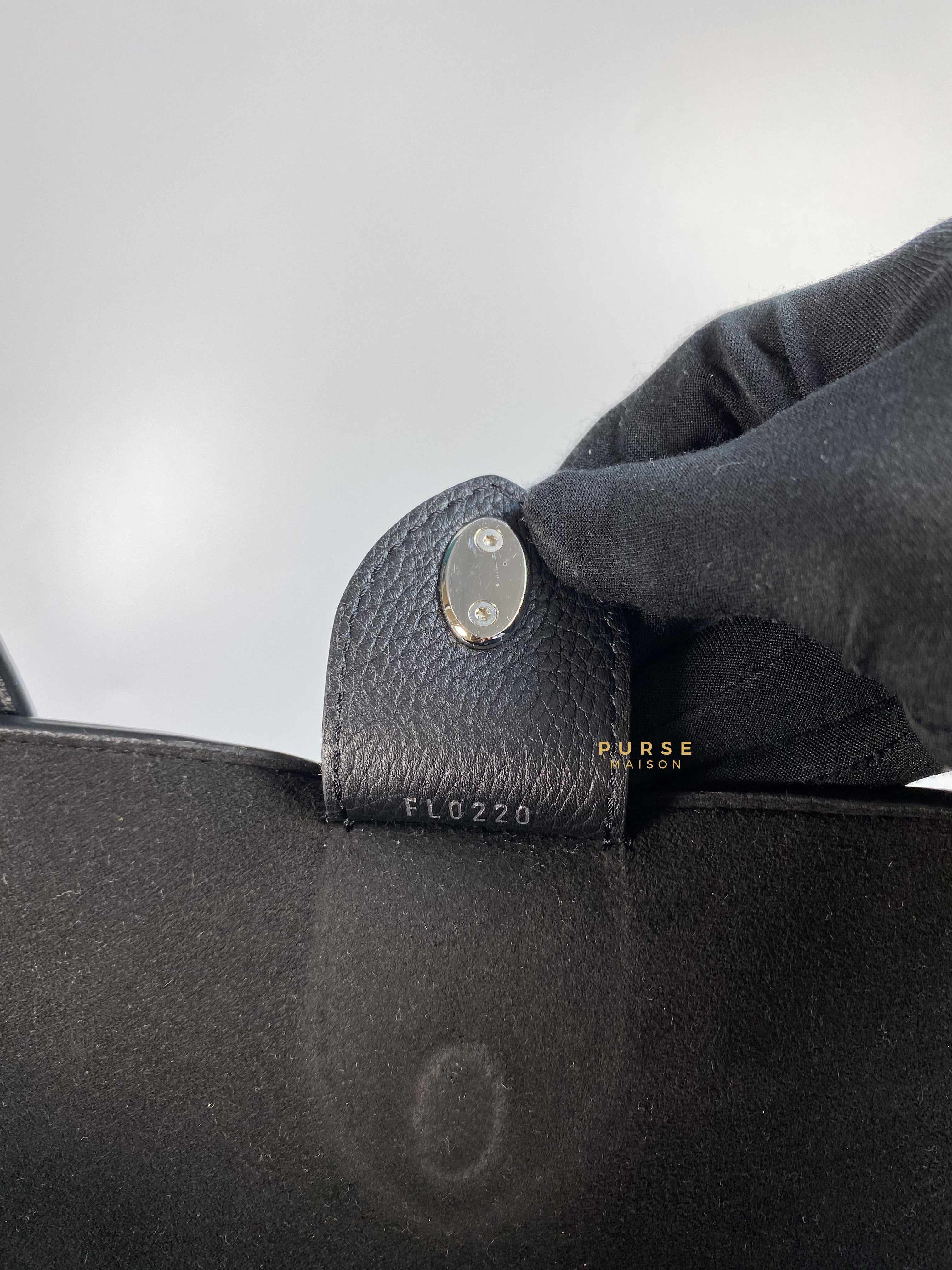 Louis Vuitton Lockme Go Tote in Black Leather (Date code: FL0220)