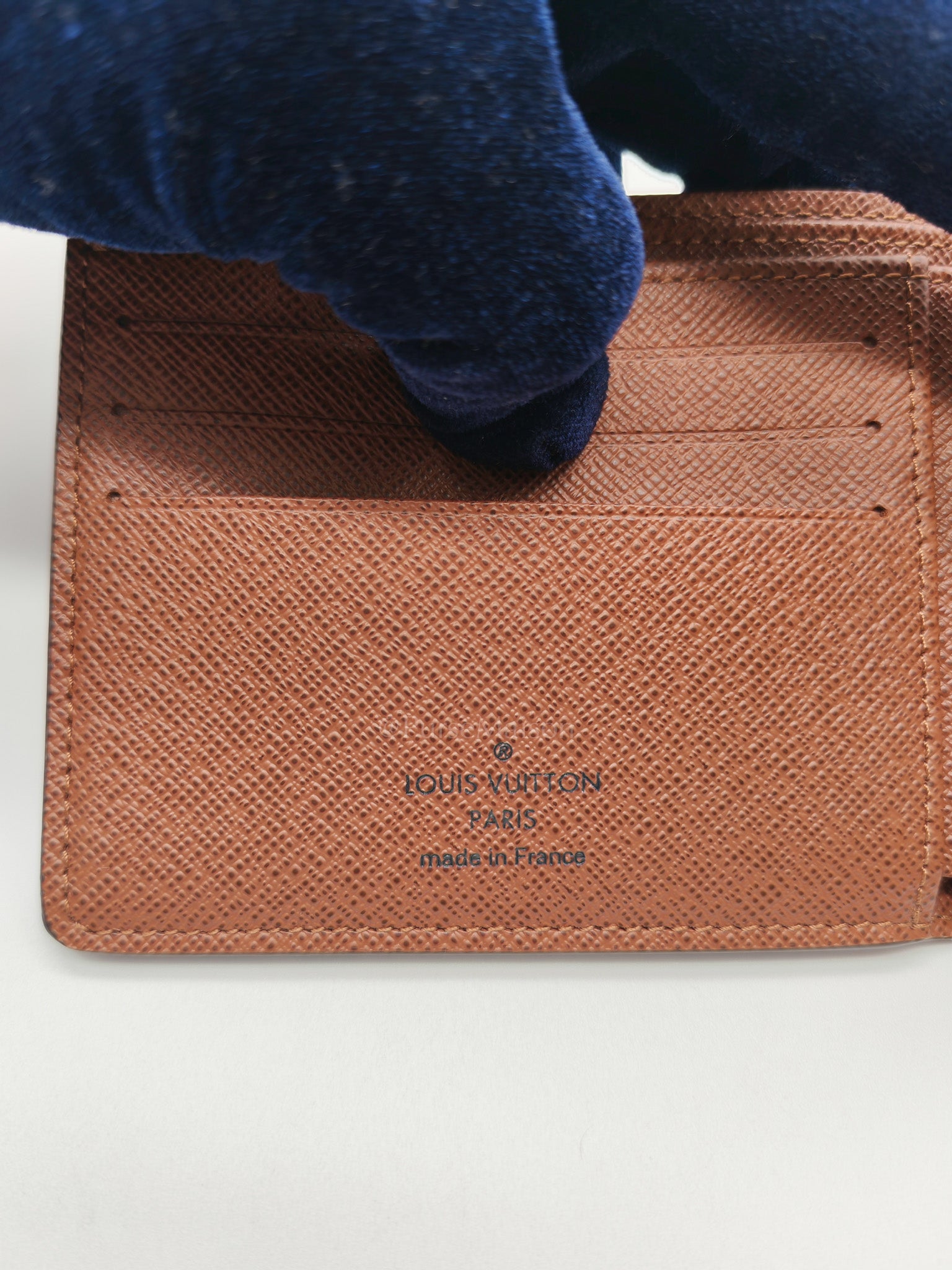 Louis Vuitton Bi-Fold Multiple Wallet in Monogram Canvas