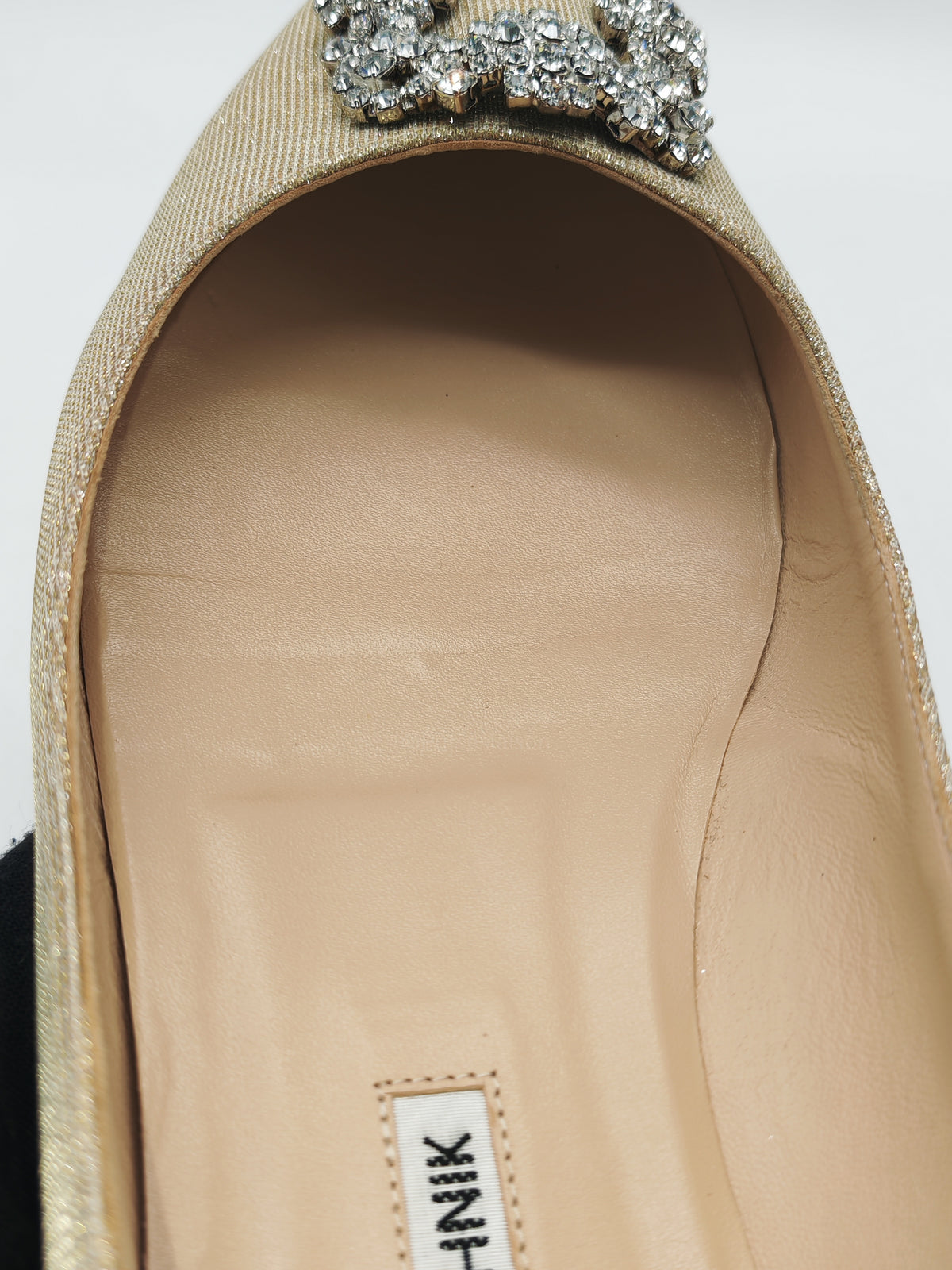 Manolo Blahnik Hangisi Flat Jewel Buckle Flat Pumps Satin in Champagne Size 40.5 EU (27.5 cm)
