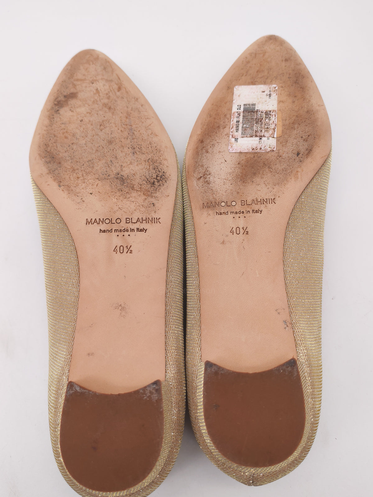 Manolo Blahnik Hangisi Flat Jewel Buckle Flat Pumps Satin in Champagne Size 40.5 EU (27.5 cm)
