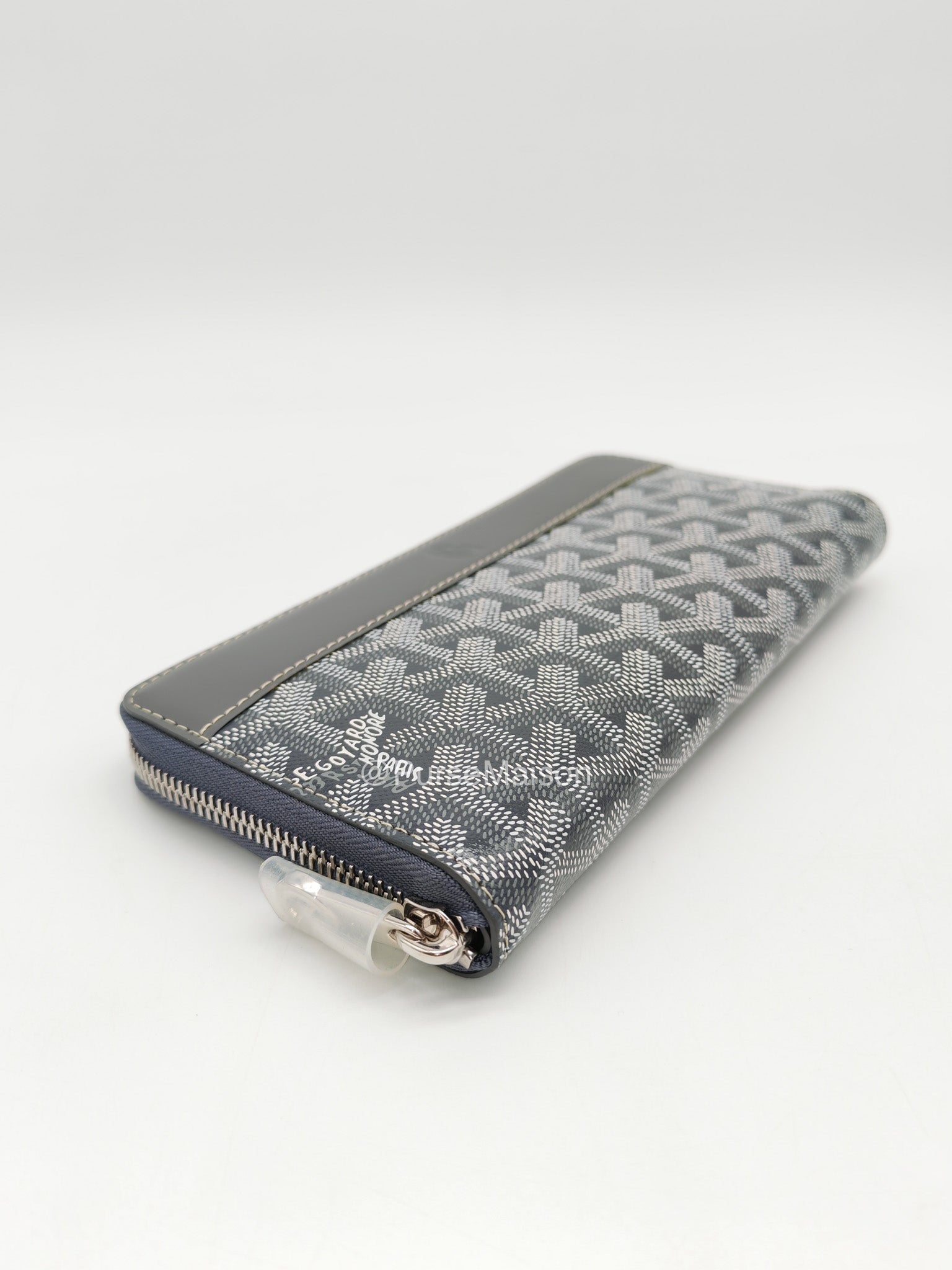 Goyard Matignon Long Zip Around Wallet (GM) in Grey Goyardine Canvas