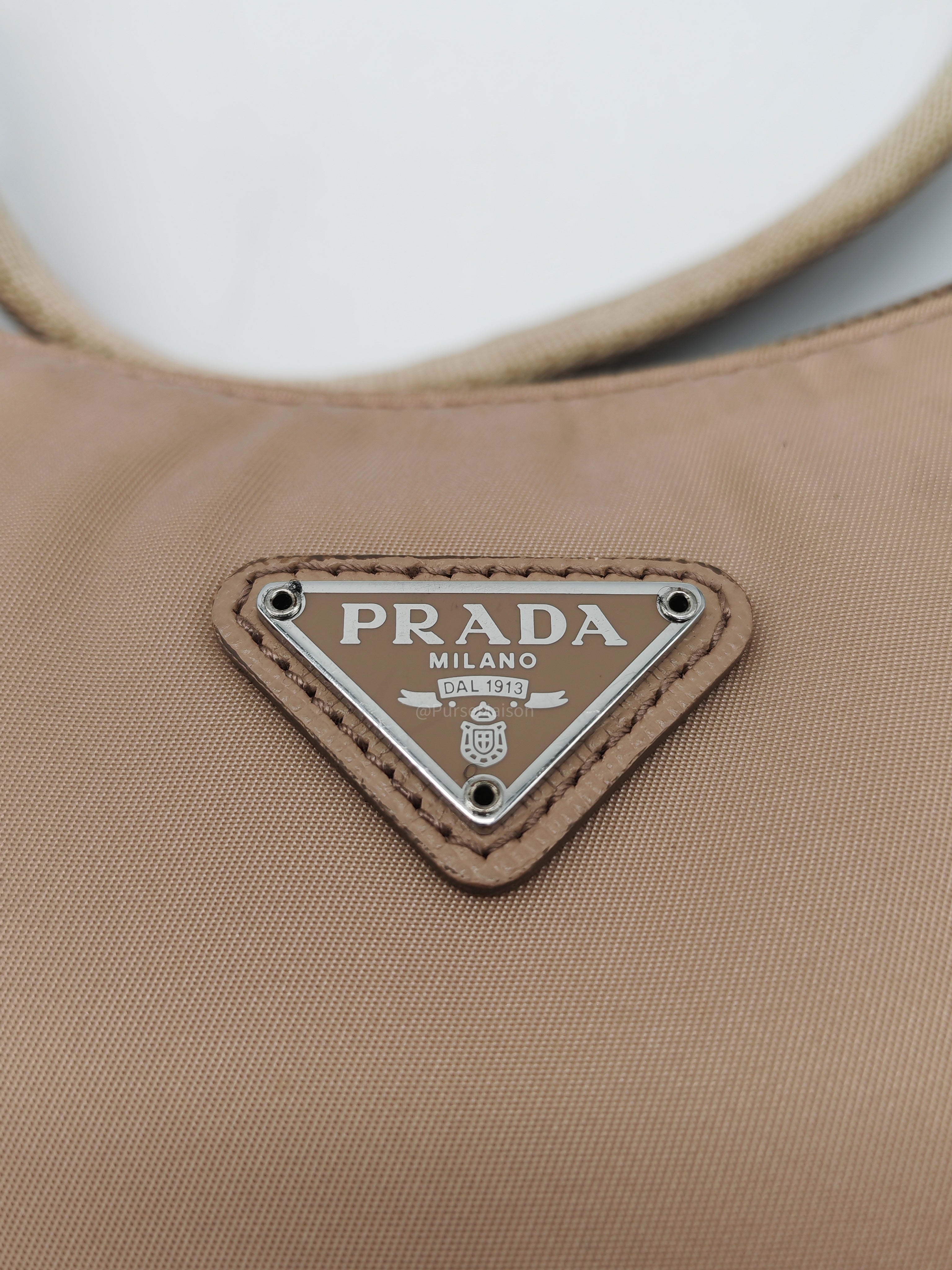 Prada Re-Edition 2000 Mini Bag in Beige Tessuto Nylon Leather