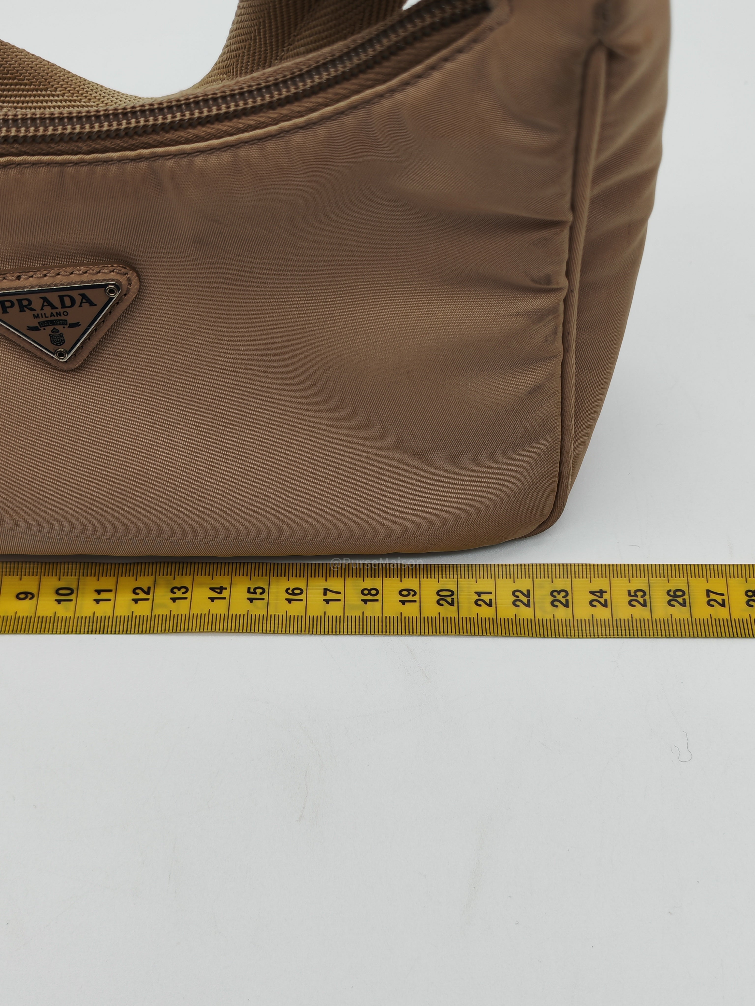 Prada Re-Edition 2000 Mini Bag in Beige Tessuto Nylon Leather