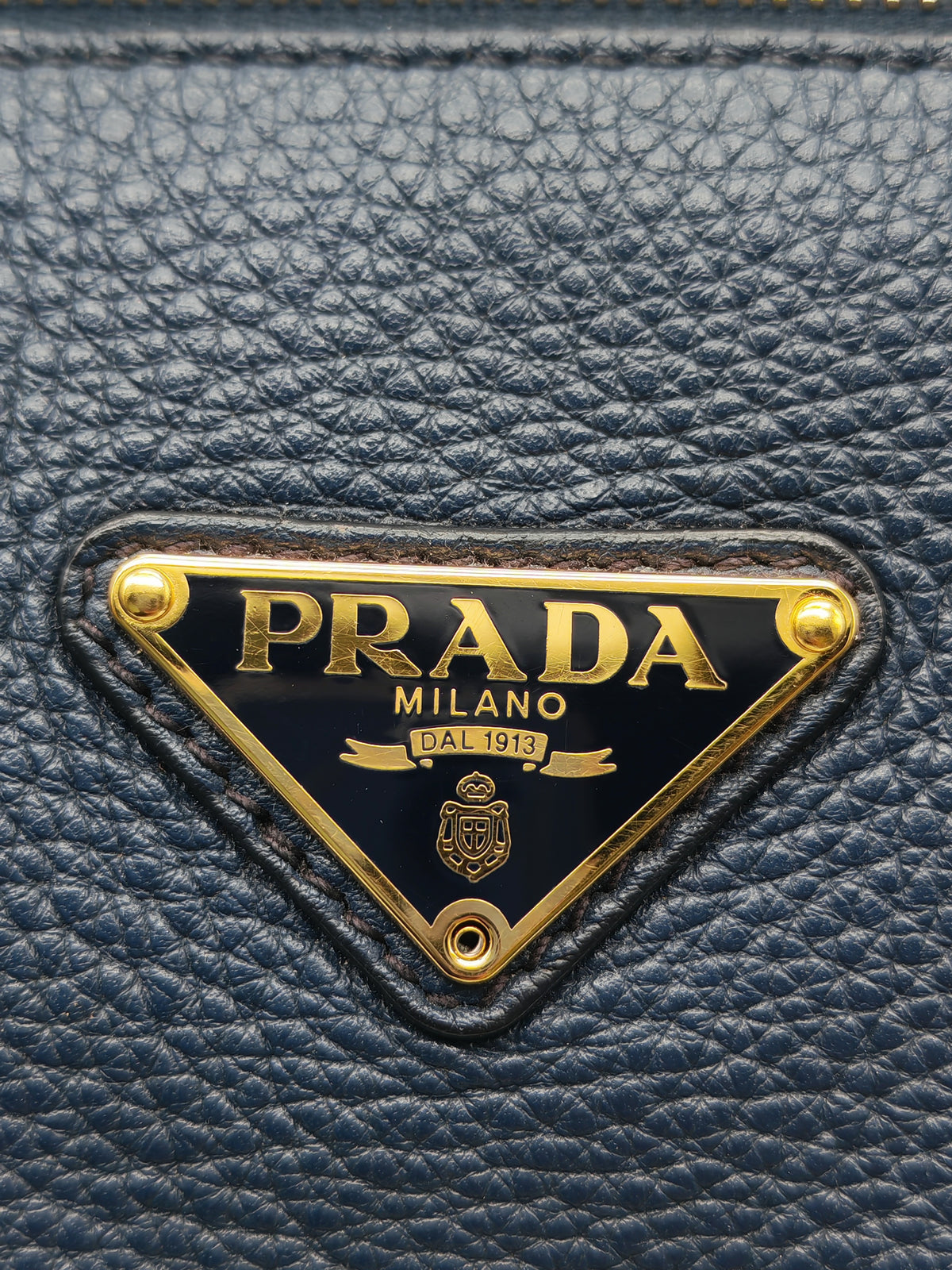Prada 1BB797 Vitello Phenix Bauletto in Baltico