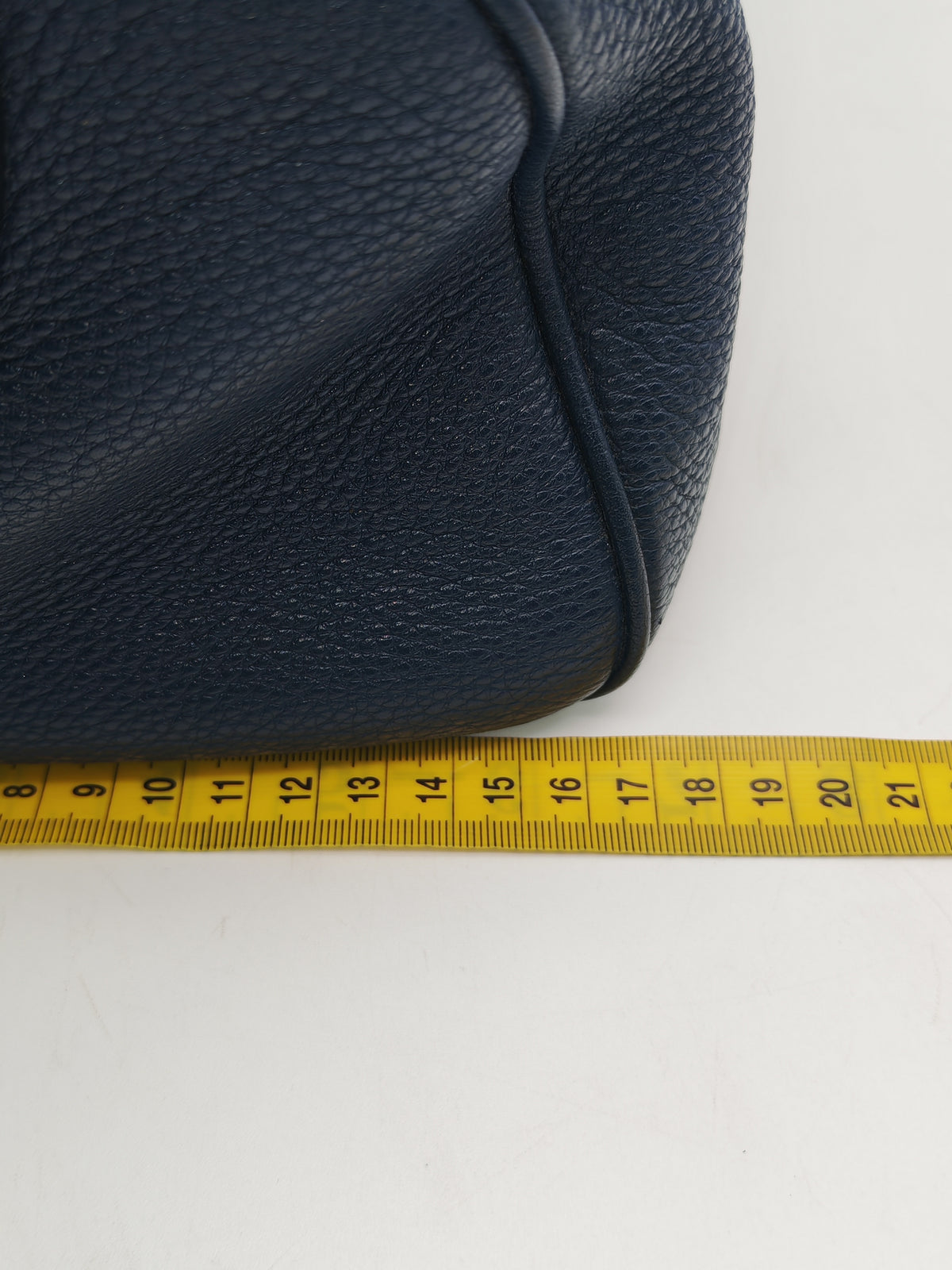 Prada 1BB797 Vitello Phenix Bauletto in Baltico