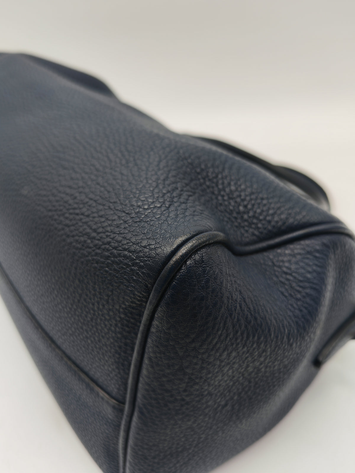 Prada 1BB797 Vitello Phenix Bauletto in Baltico