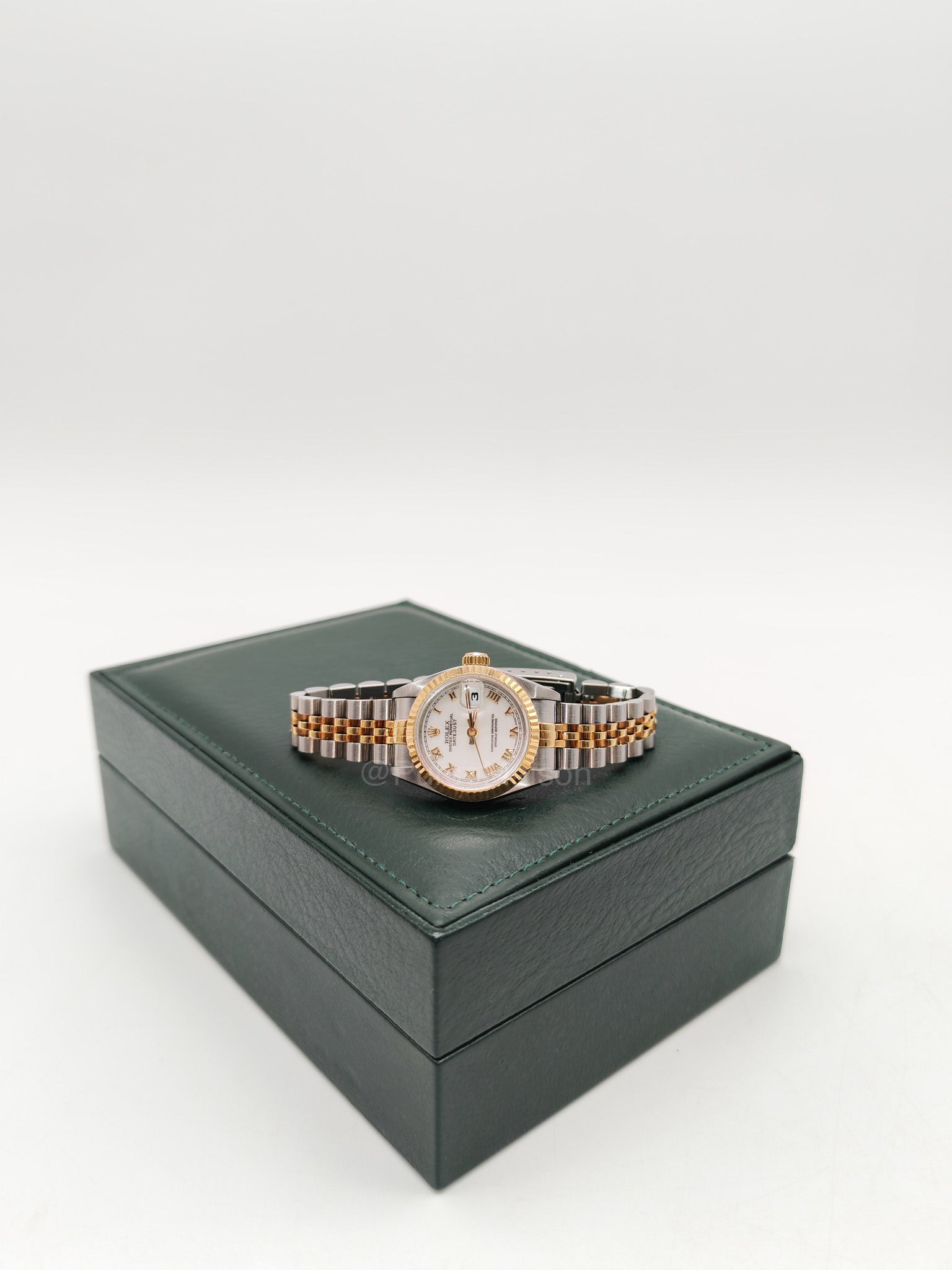 Rolex Oyster Perpetual Datejust White Roman Numeral Dial Two Tone Jubilee Bracelet 26 mm Ref. No. 69173 (1996)