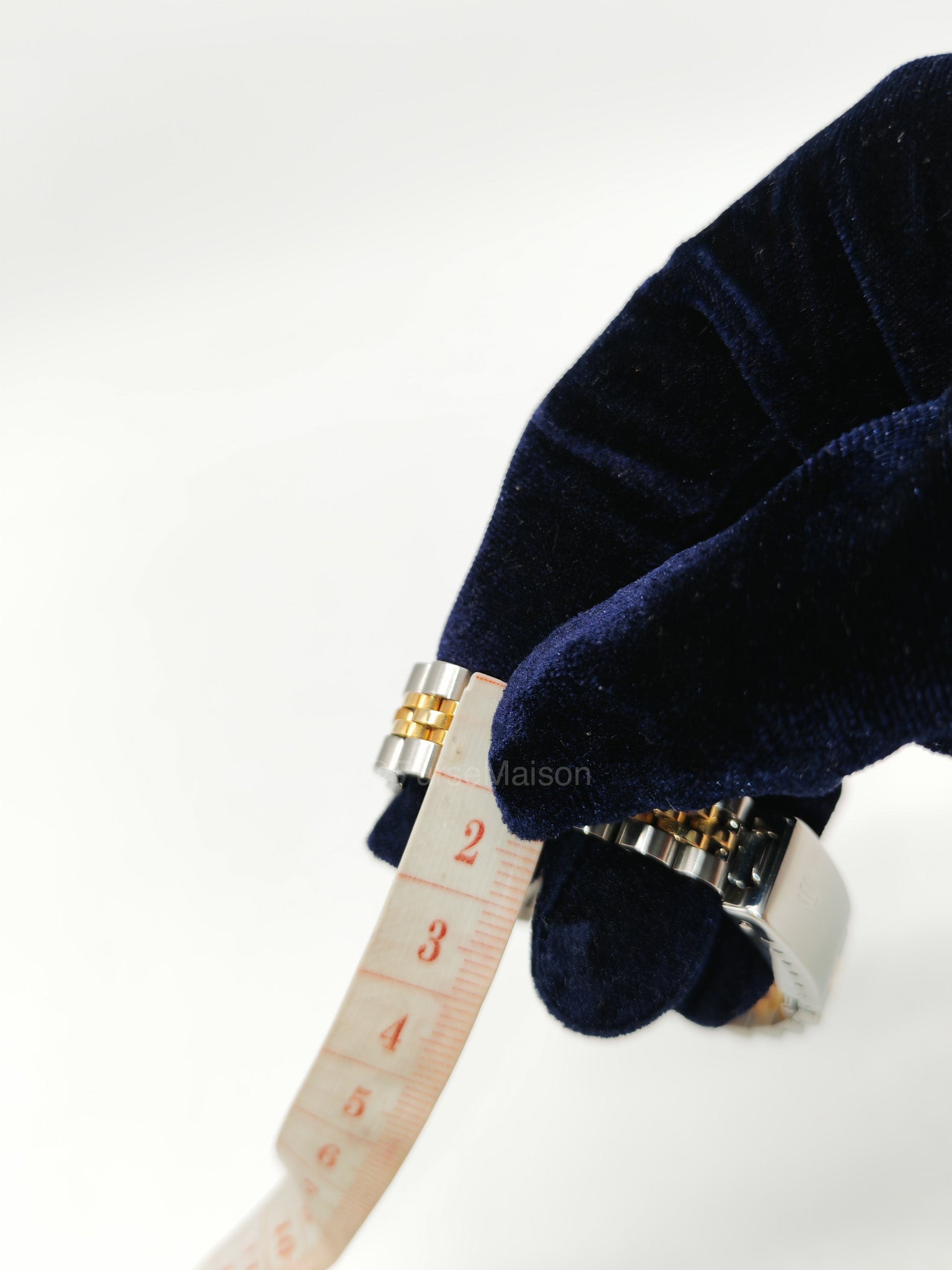 Rolex Oyster Perpetual Datejust White Roman Numeral Dial Two Tone Jubilee Bracelet 26 mm Ref. No. 69173 (1996)