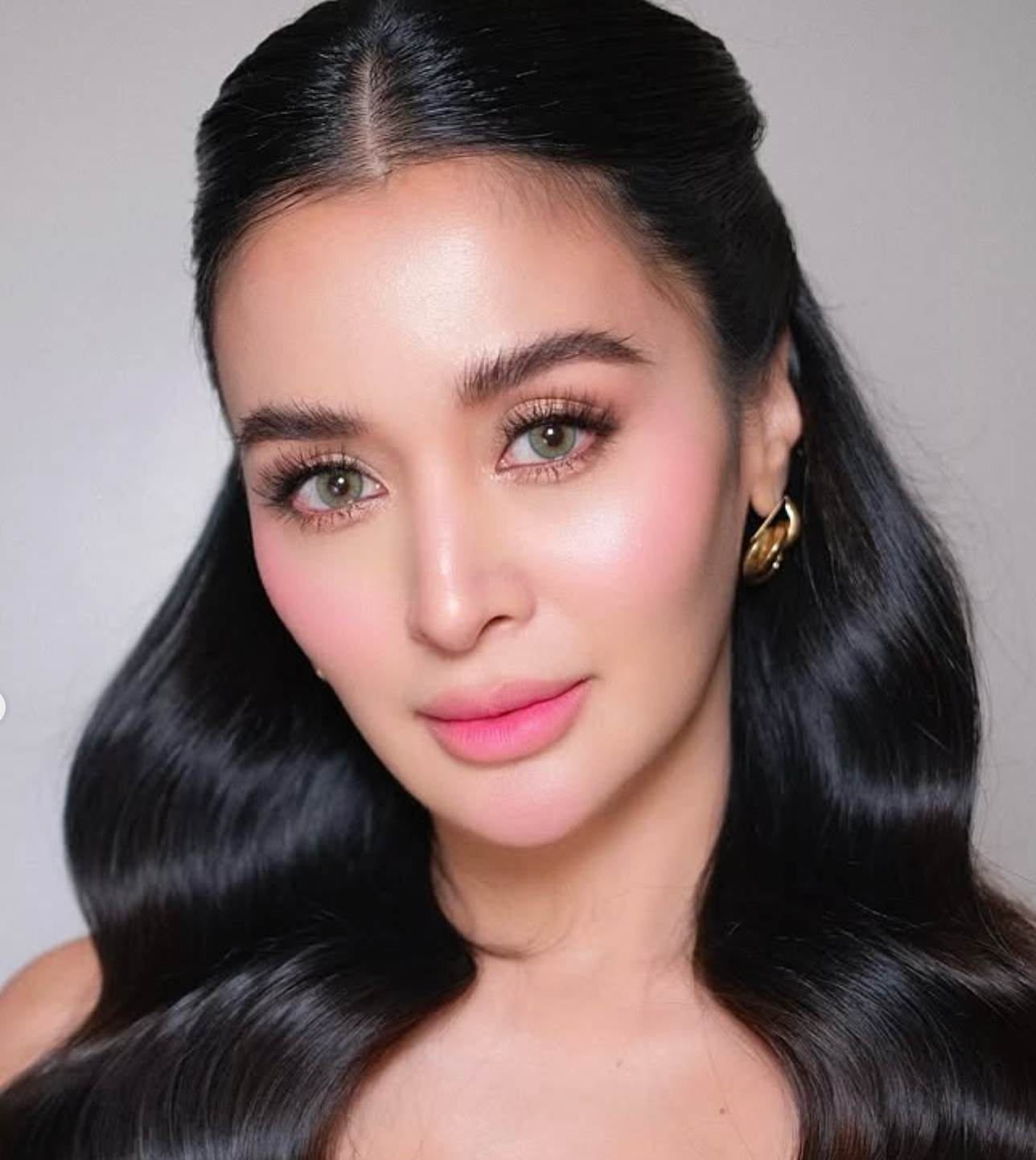 Kris Bernal