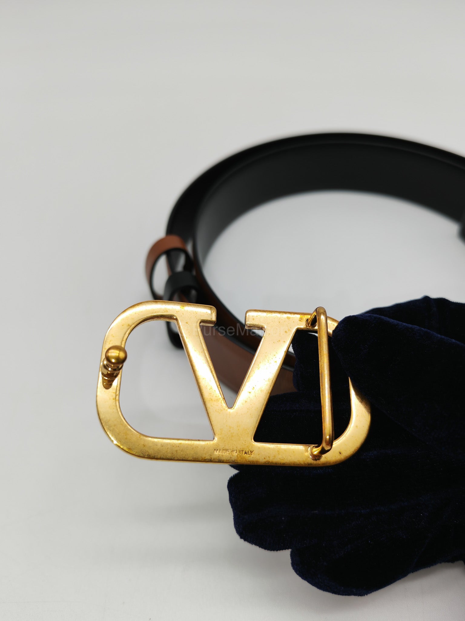 Valentino Garavani Reversible VLogo Signature Belt in Brown/Black