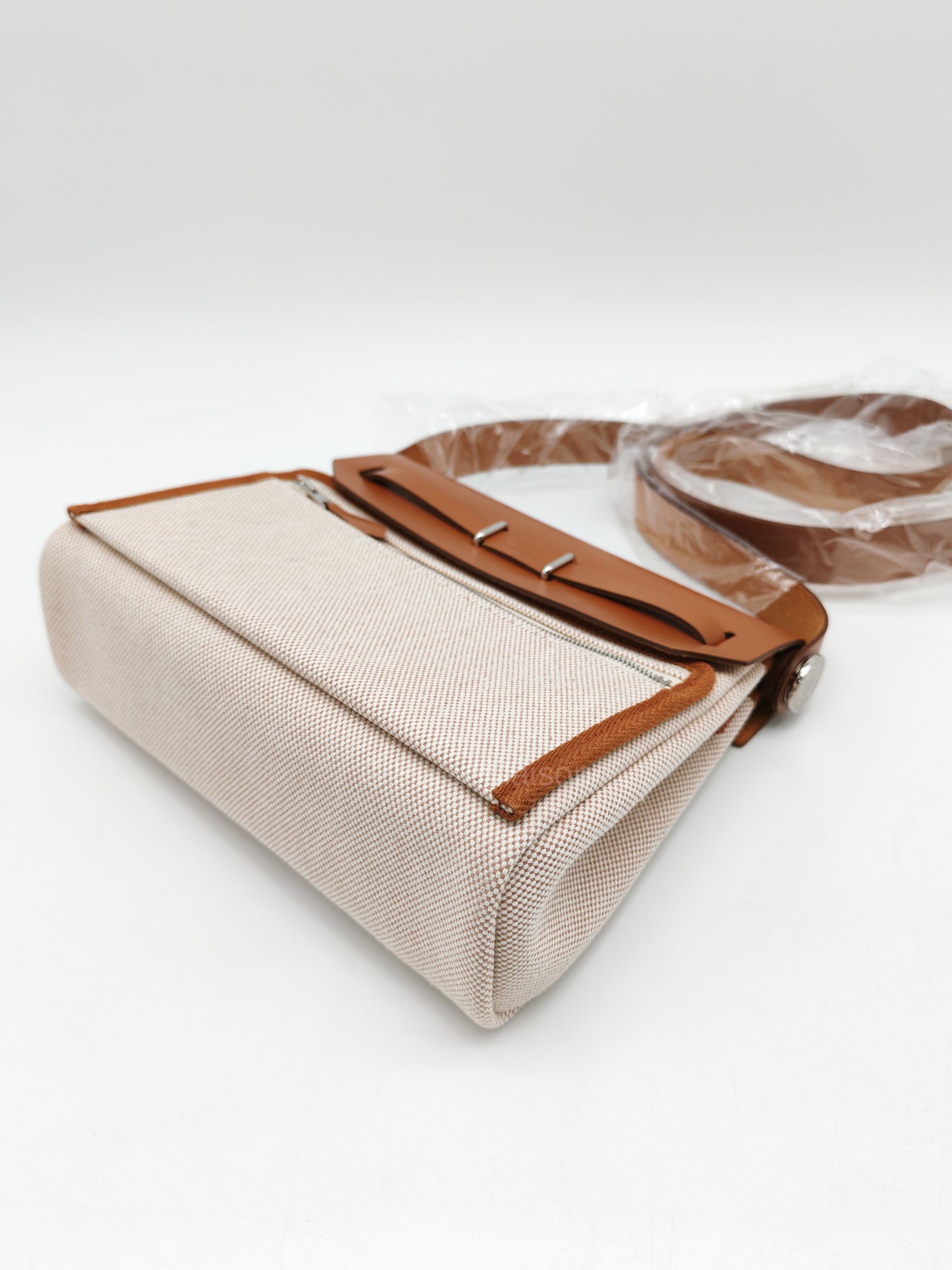 Hermes Mini Herbag 20 in Canvas & Palladium Hardware Stamp K( 2025)