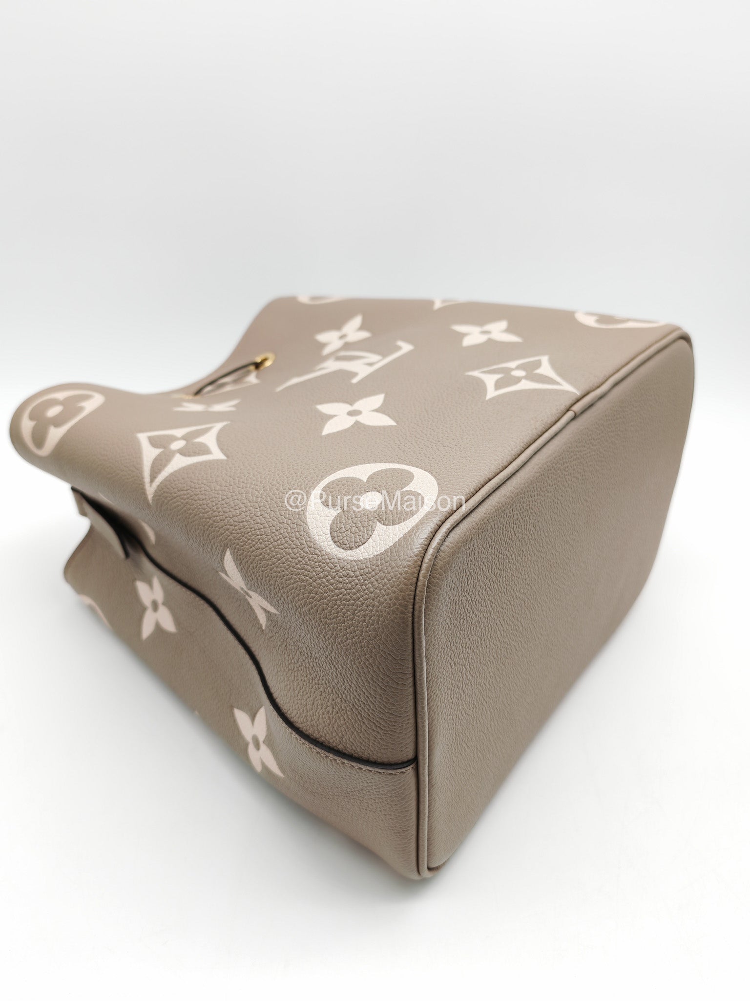 Louis Vuitton Neo Noe MM in Bicolor Monogram Tourterelle Empreinte Leather (Microchip)