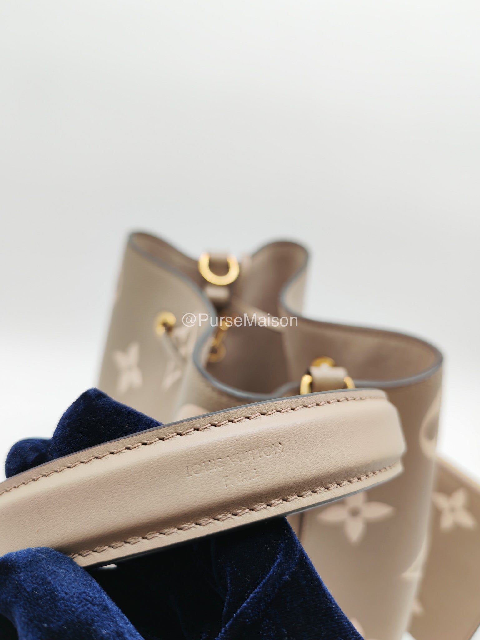 Louis Vuitton Neo Noe MM in Bicolor Monogram Tourterelle Empreinte Leather (Microchip)