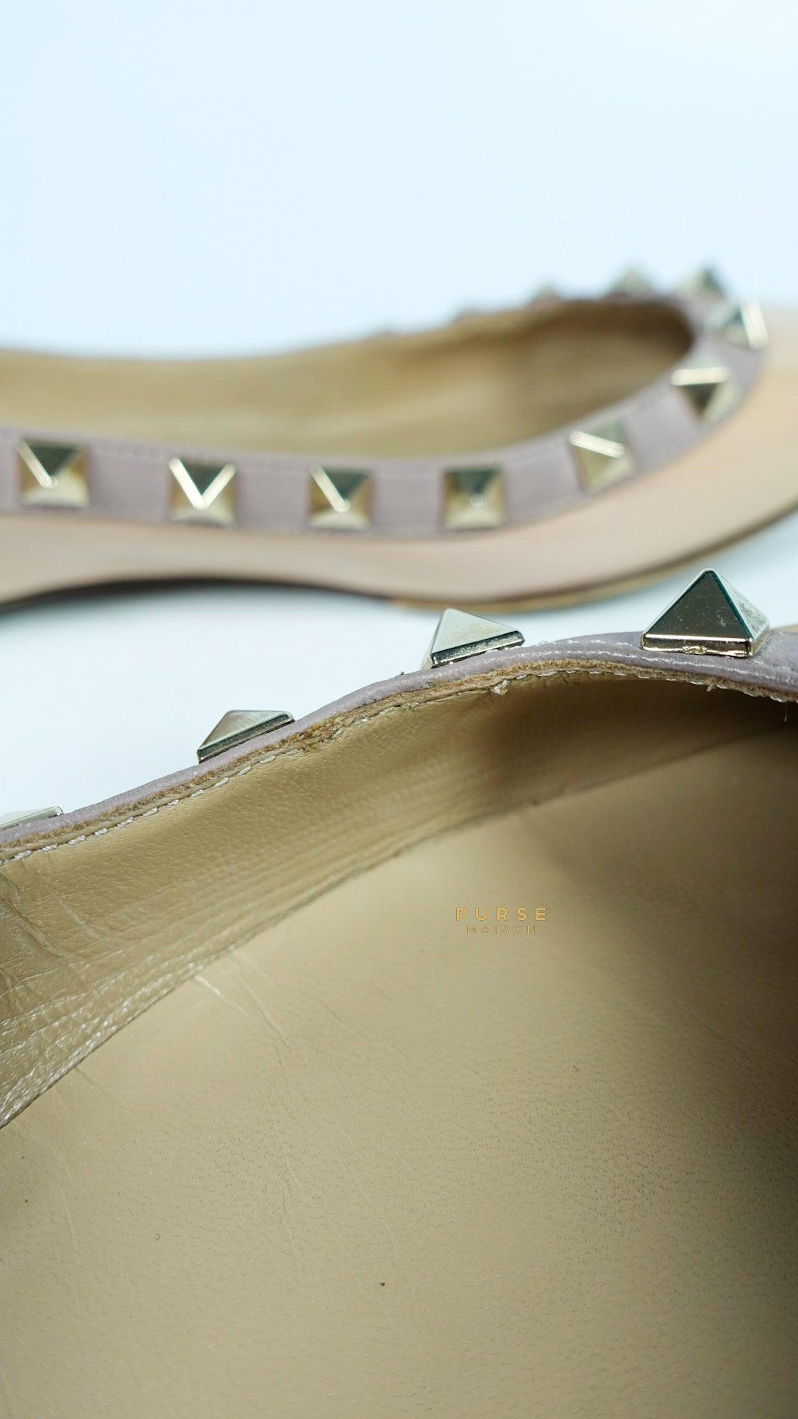 Valentino Rockstud Ballerina in Nude Patent Leather Shoes (Size 37 EUR, 25cm)