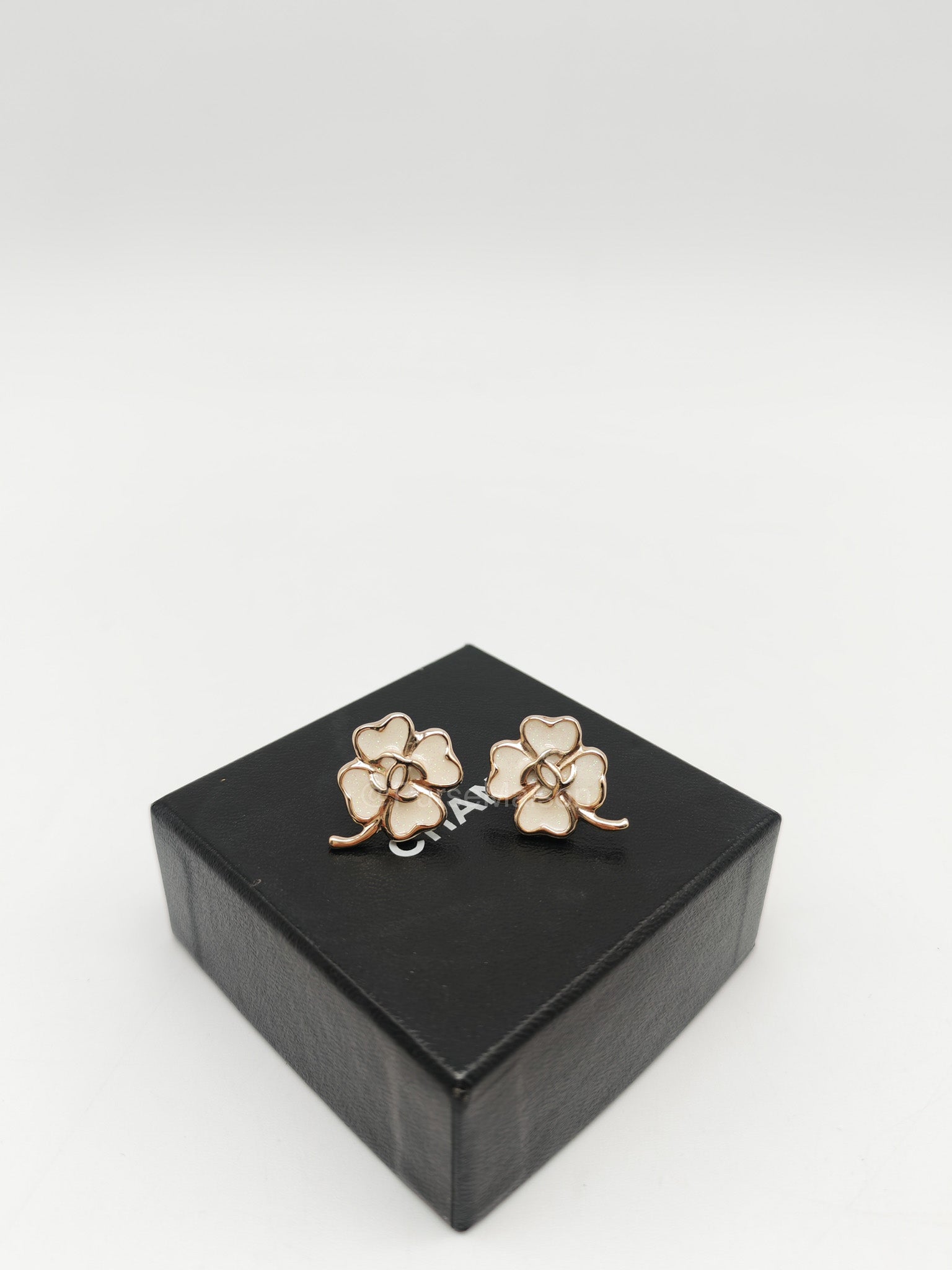 Chanel White Enamel Four-Leaf Clover CC Earrings