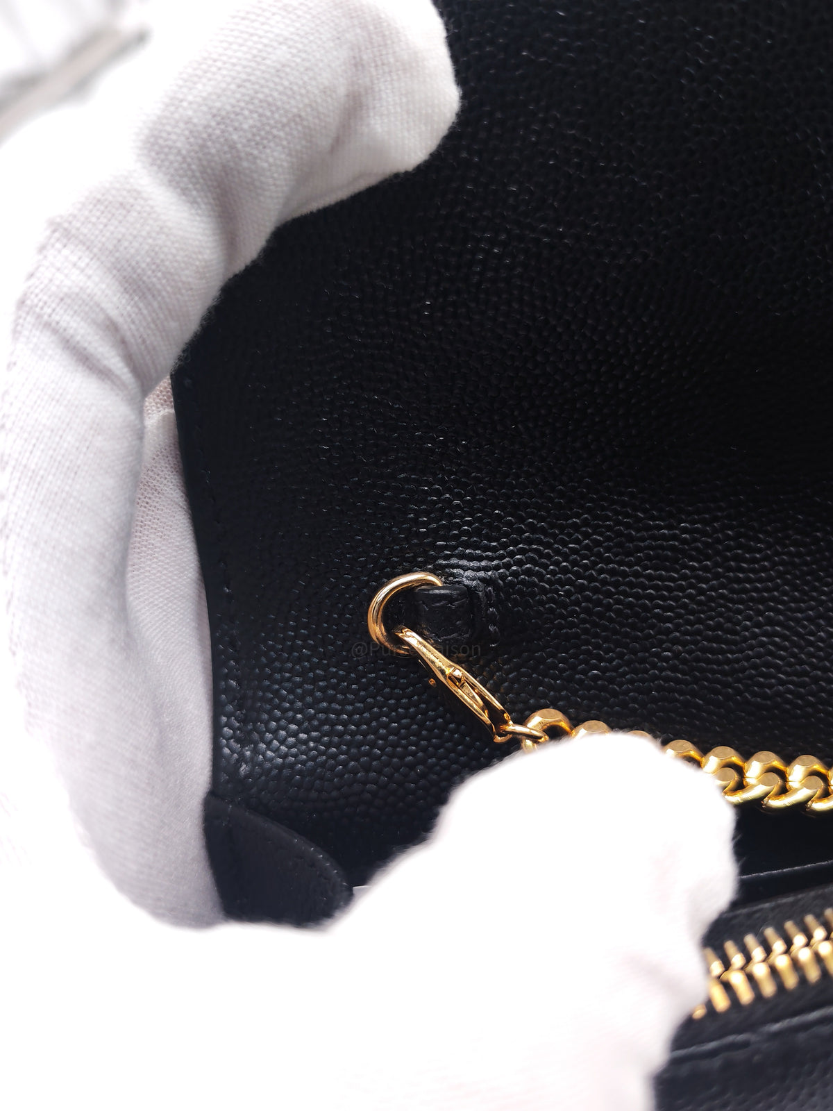 Yves Saint Laurent Portefeuille Wallet on Chain in Black Chevron Graine De Poudre Leather Gold Hardware