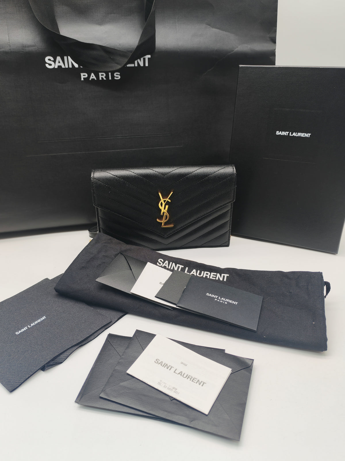Yves Saint Laurent Portefeuille Wallet on Chain in Black Chevron Graine De Poudre Leather Gold Hardware